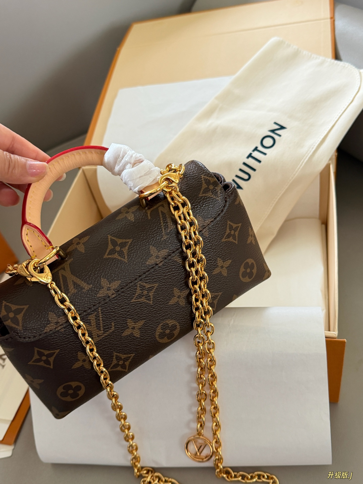 Louis Vuitton Metis East West Monogram mini crossbody