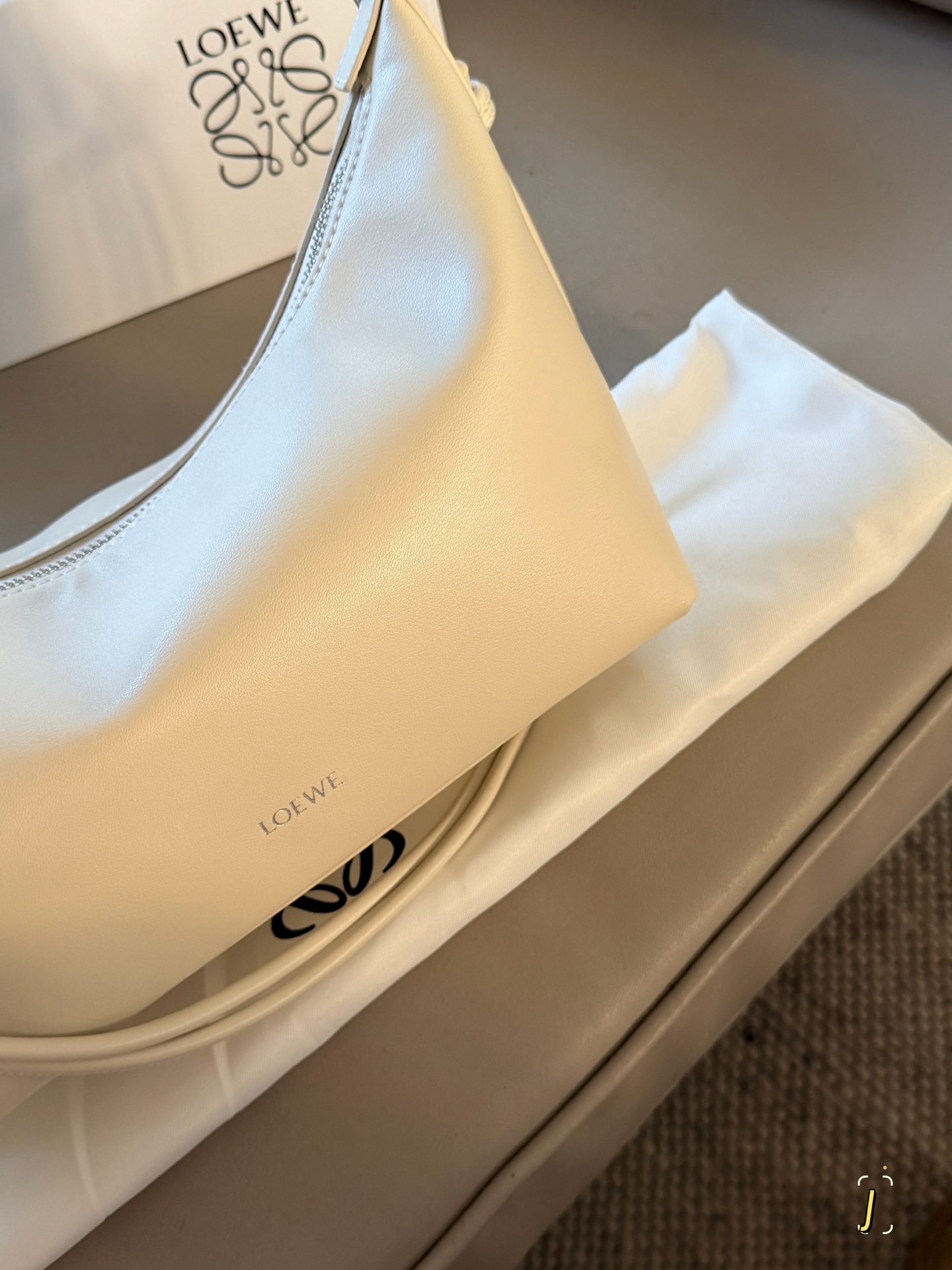 LOEWE bag size 26*18cm — photo 3