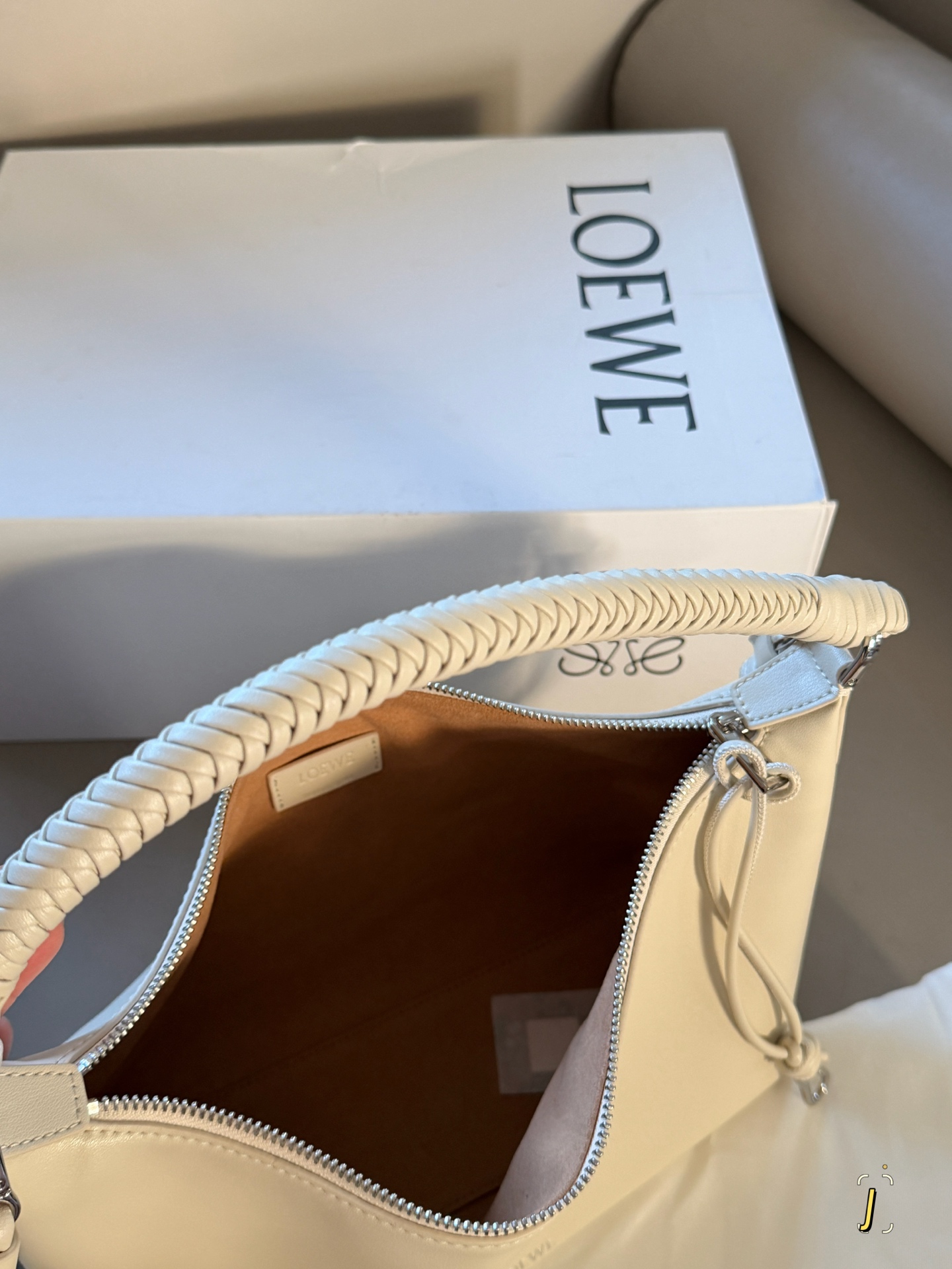 LOEWE bag size 26*18cm — photo 8