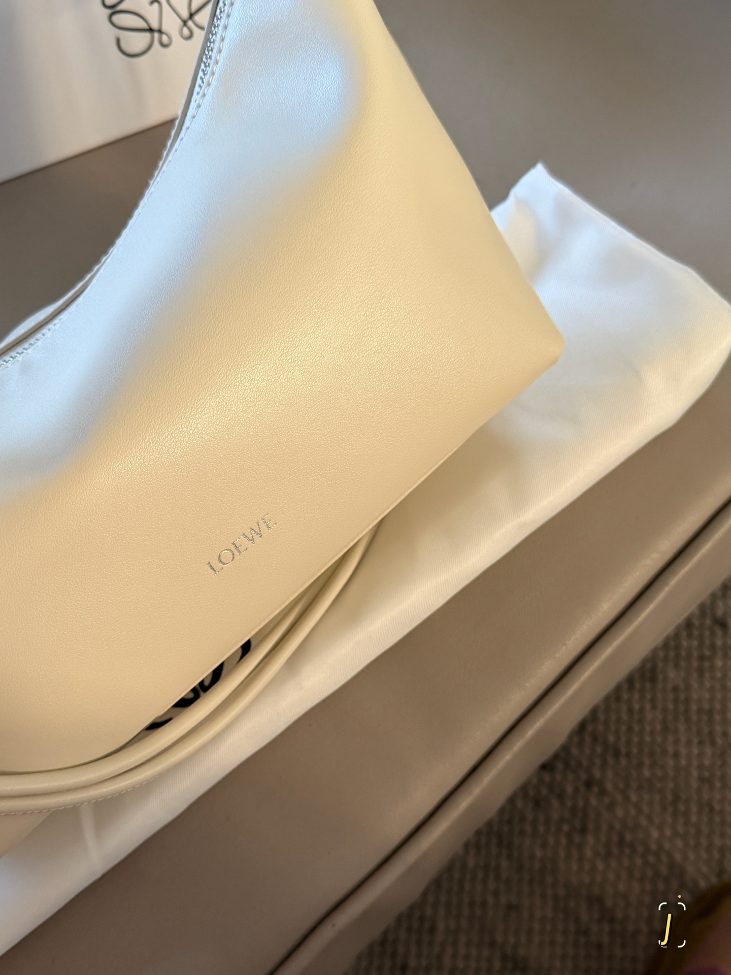 LOEWE bag size 26*18cm — photo 5