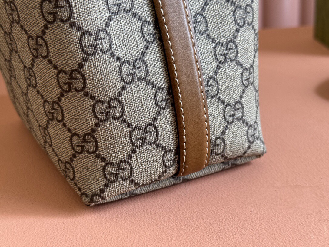 [發]420。GUCCI新款专柜品质，顶级原单货，实物实拍！款号815118啡棕🎈🎈🎈尺寸：宽19X高18X侧宽11🎉🎉🎉出货啦！