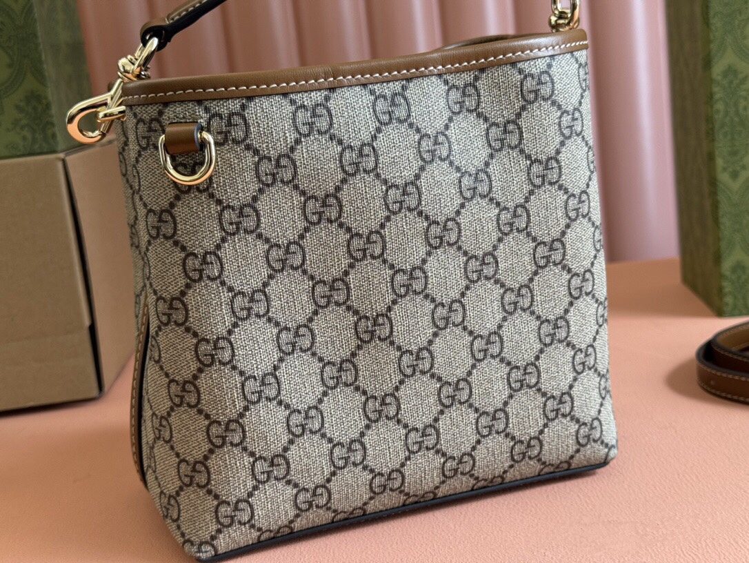 [發]420。GUCCI新款专柜品质，顶级原单货，实物实拍！款号815118啡棕🎈🎈🎈尺寸：宽19X高18X侧宽11🎉🎉🎉出货啦！