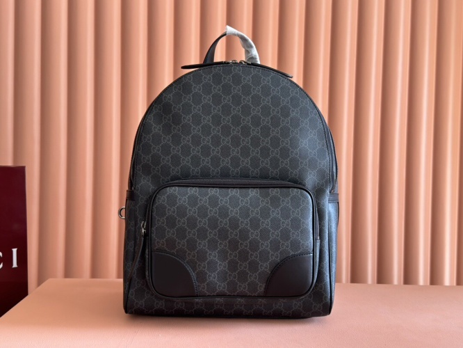 Gucci GG Supreme Canvas Backpack, 31x41x18 cm - Stylish & Durable 1 Gucci GG Supreme Canvas Backpack, 31x41x18 cm - Stylish & Durable