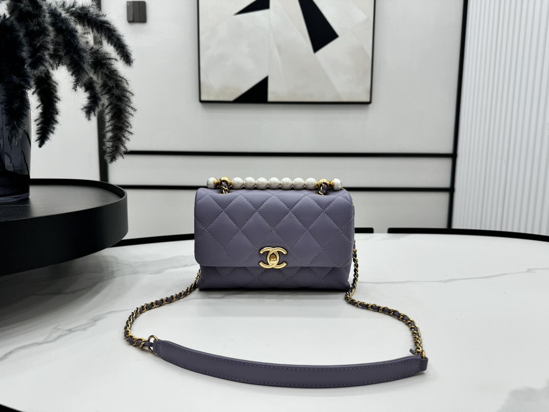 Chanel Torby typu crossbody i na ramię Skóra jagnięca owcza Łańcuchy