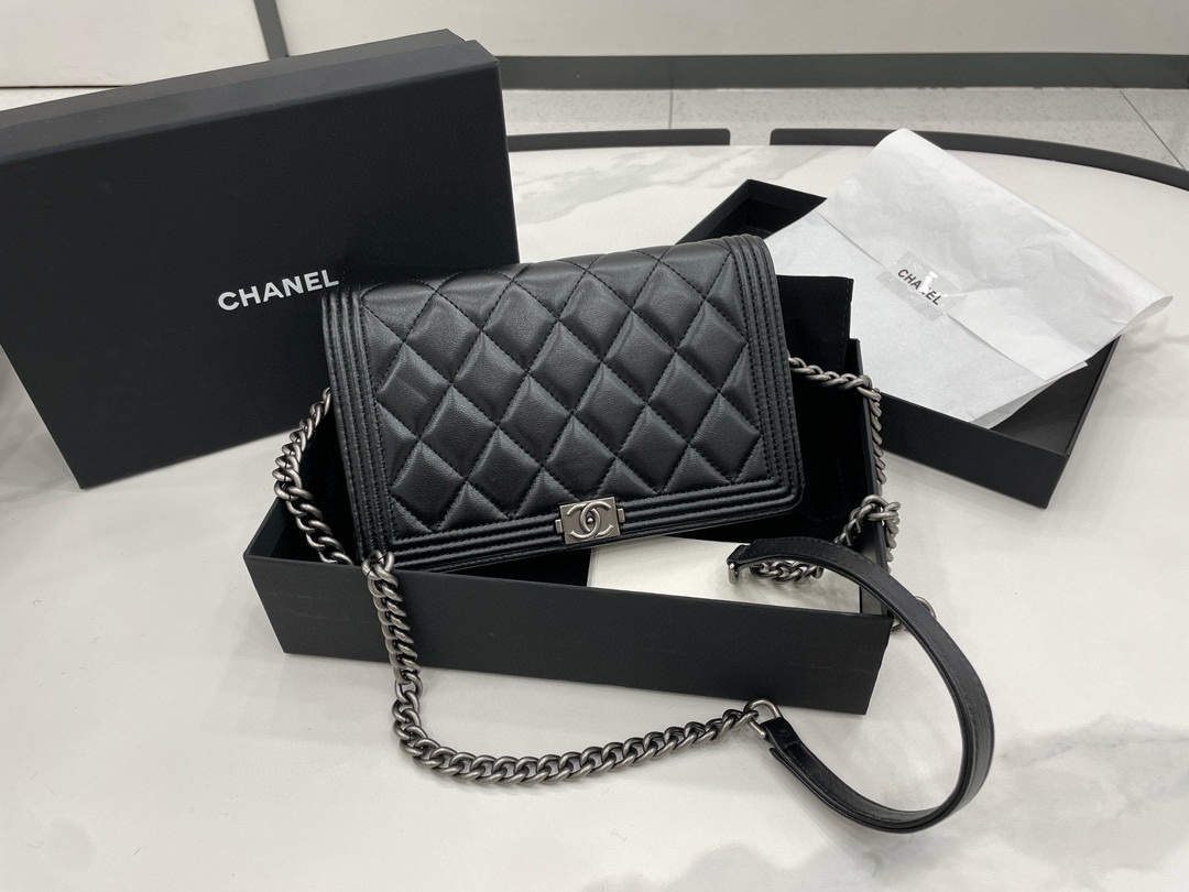 Chanel Sacs À Bandoulière & À Épaule Garçon Peau de mouton