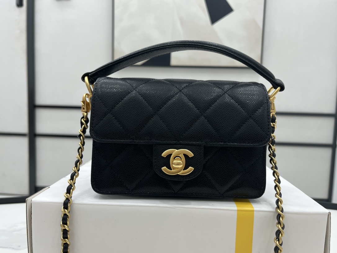 Balenciaga Classic Handcrafted Luxury Leather Shoulder Bag Ref.5C537317 2