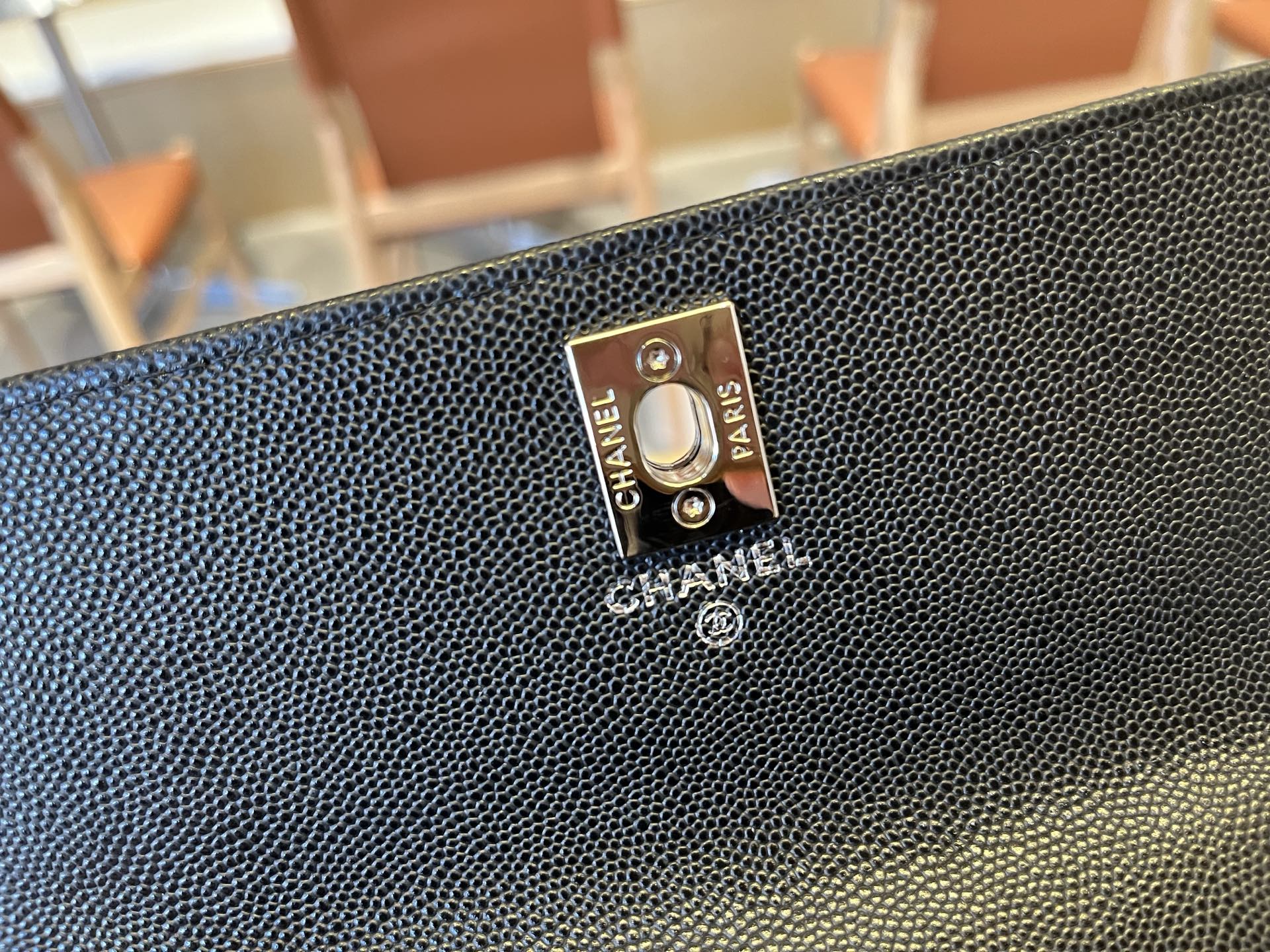Chanel 25A Handle WOC Caviar Leather Bag, 19cm - Stylish & Versatile 8 i1742543429172 3535 0 7