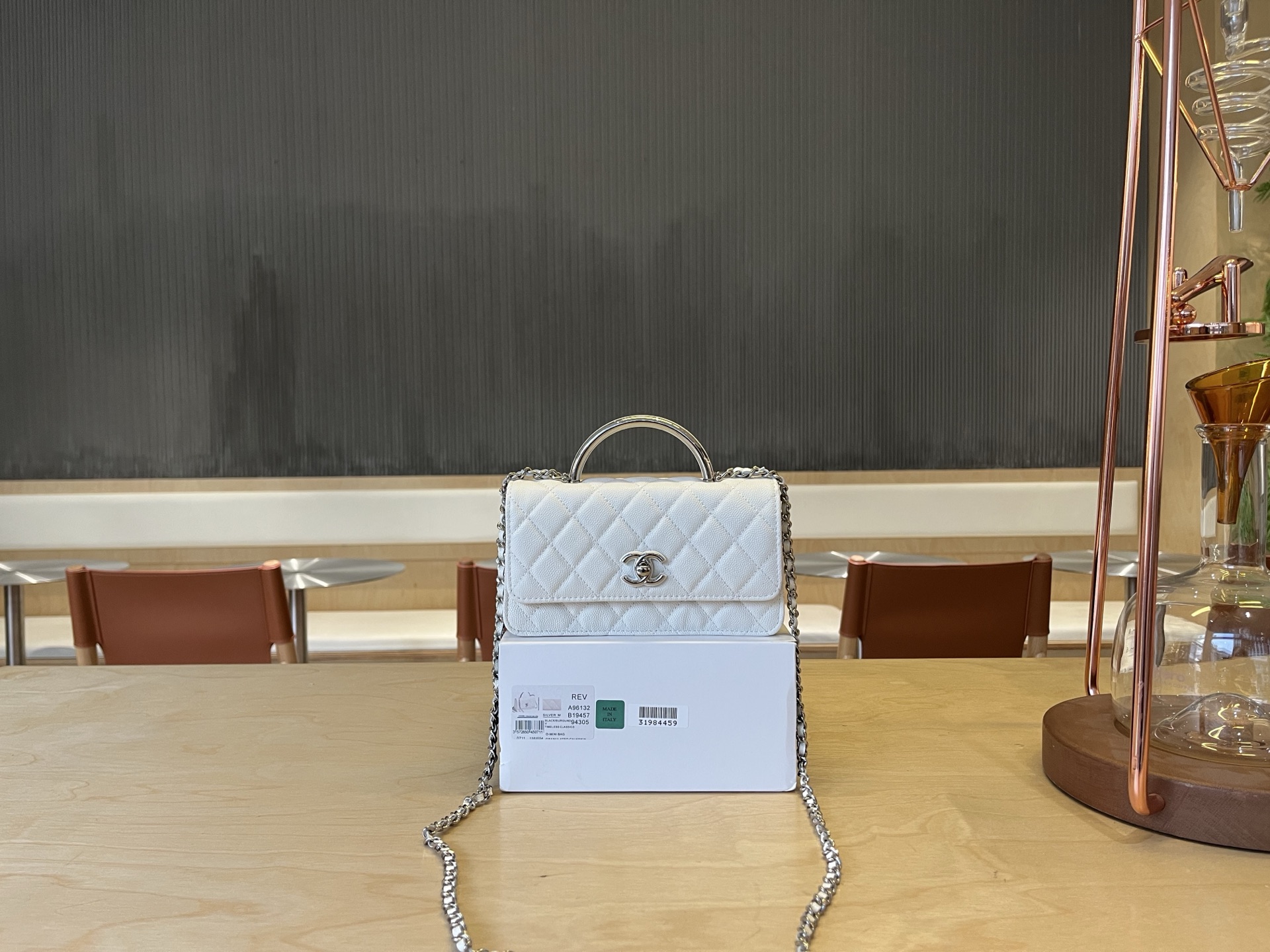 Chanel 25A White Caviar Leather Handle WOC Bag, 19cm - Shoulder & Hand Carry 1 i1744112769979 5139 0 0