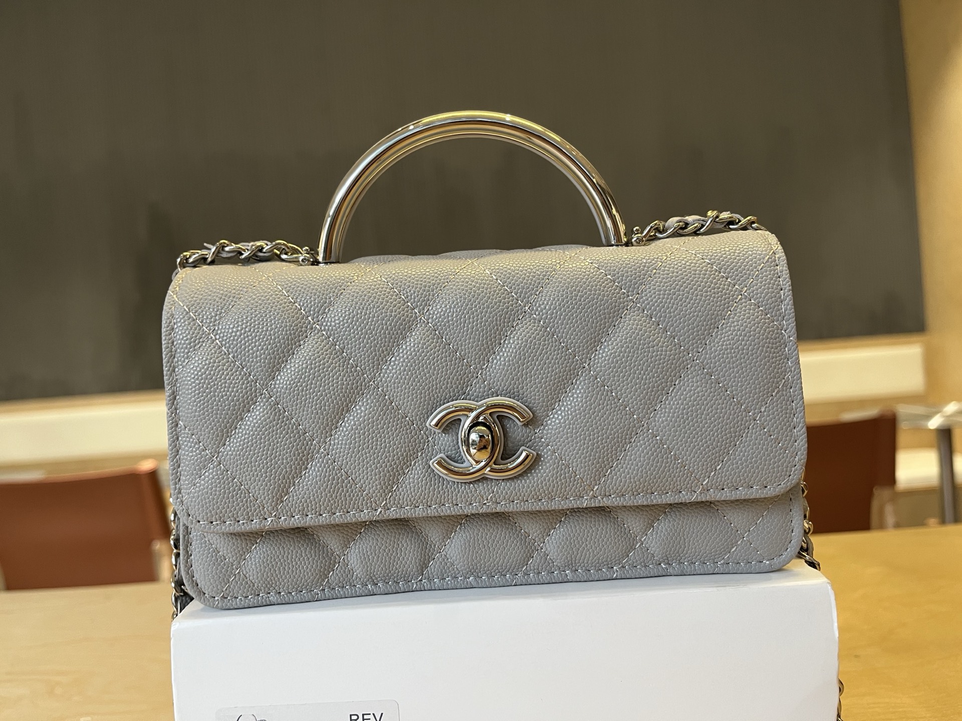 Chanel 25A Handle WOC Caviar Leather Bag,19cm-Carry it as a Clutch or Shoulder Bag 3 i1744112787706 1507 0 1