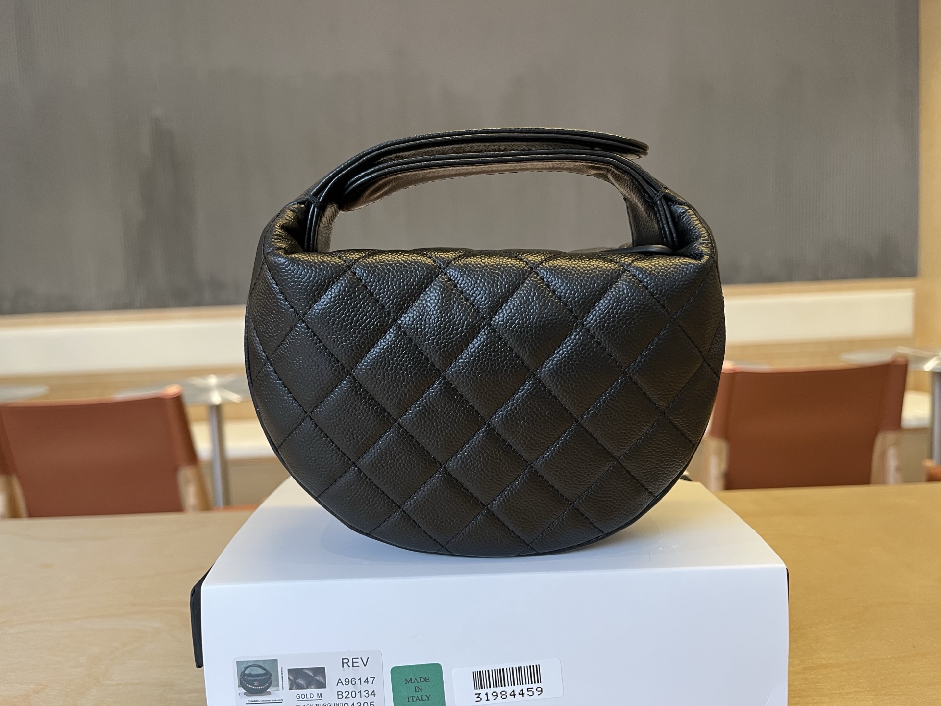 Chanel 25s Pearl Chain Hula Hoop Bag, Crescent Shape, Black Leather 4 i1745133287598 5903 0 2