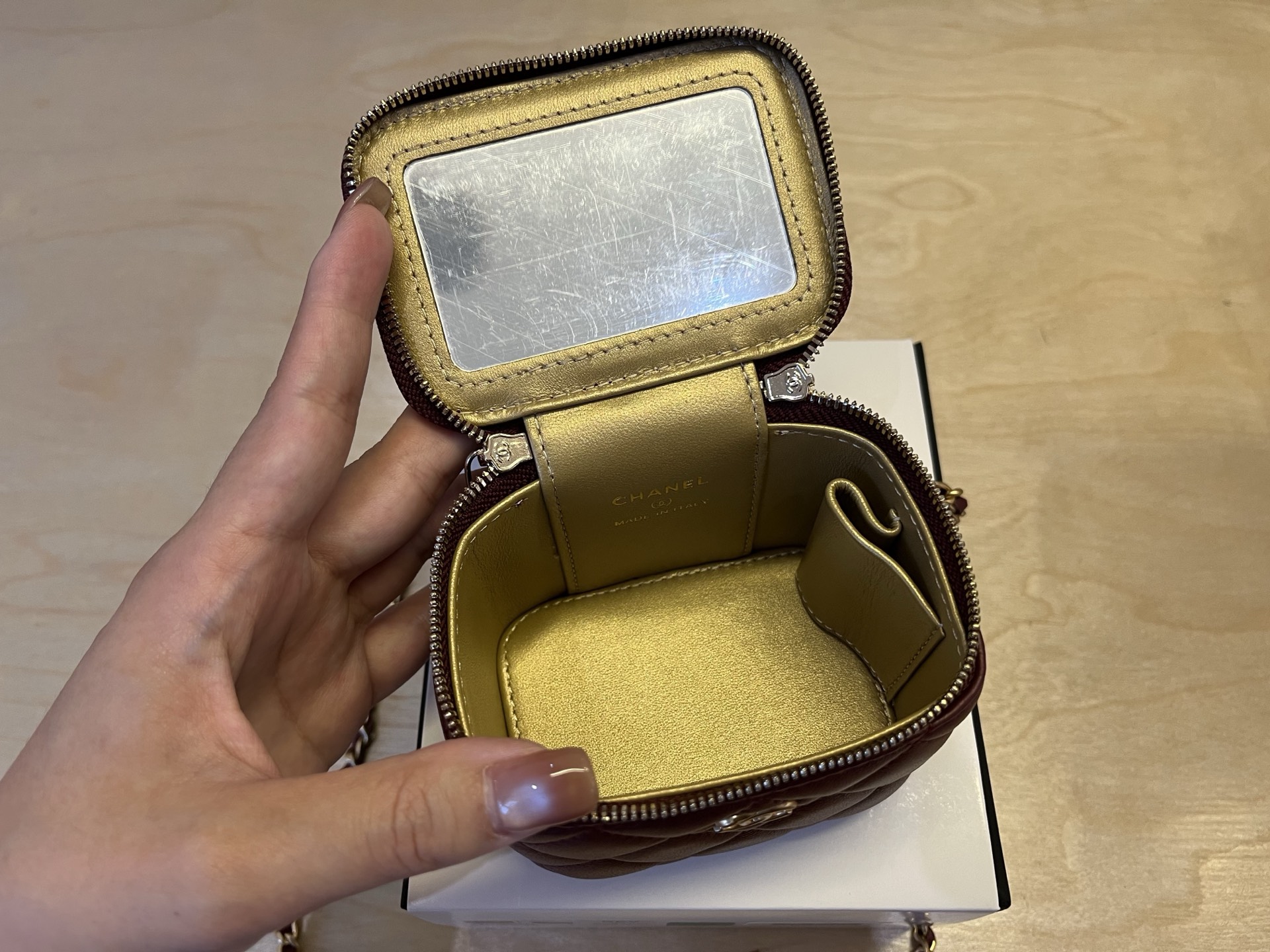 Chanel Mini Box Bag with Metal Ball, Sheepskin Leather, Burgundy, 8.5*11*7cm 8 i1750046450976 90 0 6