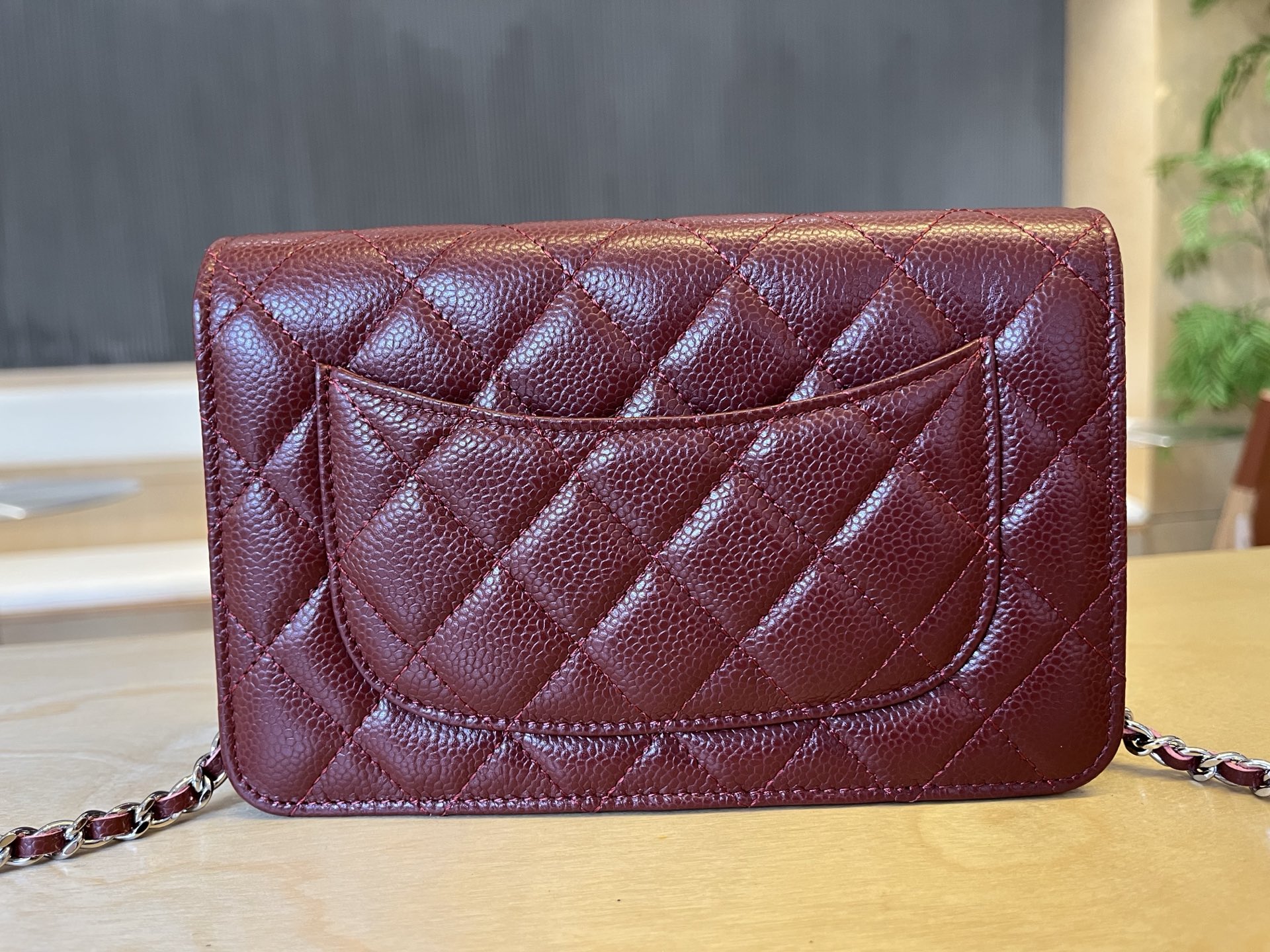 Elegant Quilted Wallet on Chain, Caviar Leather with Chain Shoulder Bag 4 i1750091841078 8474 0 2