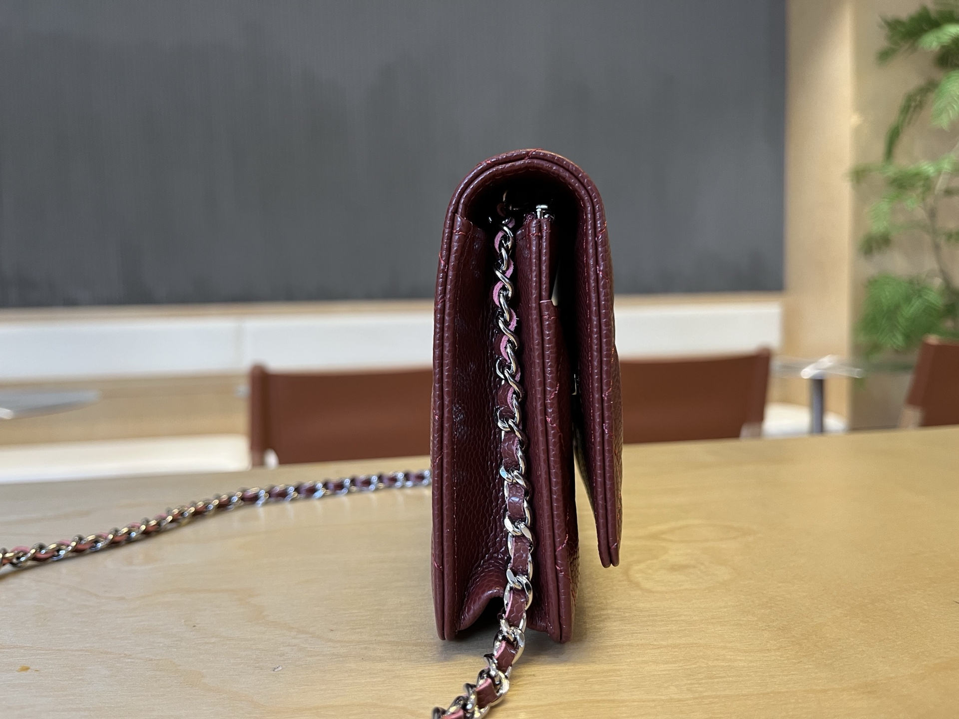 Elegant Quilted Wallet on Chain, Caviar Leather with Chain Shoulder Bag 5 i1750091841121 4938 0 3