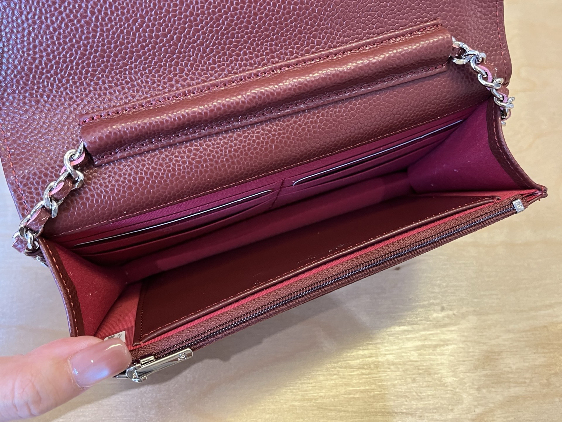 Elegant Quilted Wallet on Chain, Caviar Leather with Chain Shoulder Bag 9 i1750091842079 8485 0 7