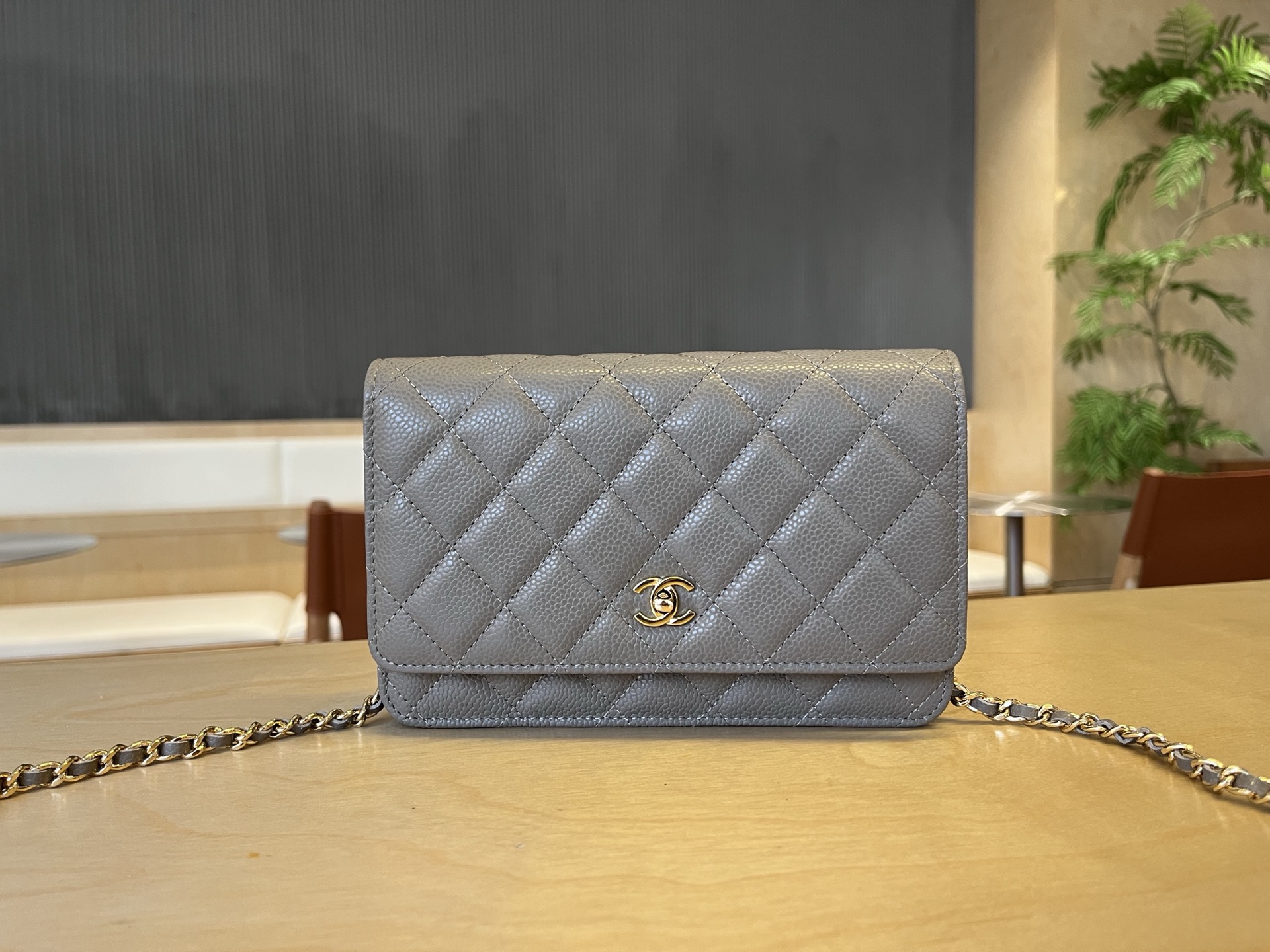 Chanell 25cm WOC Chain Bag, Caviar Leather, Classic Design 2 i1750091946746 7610 0 0