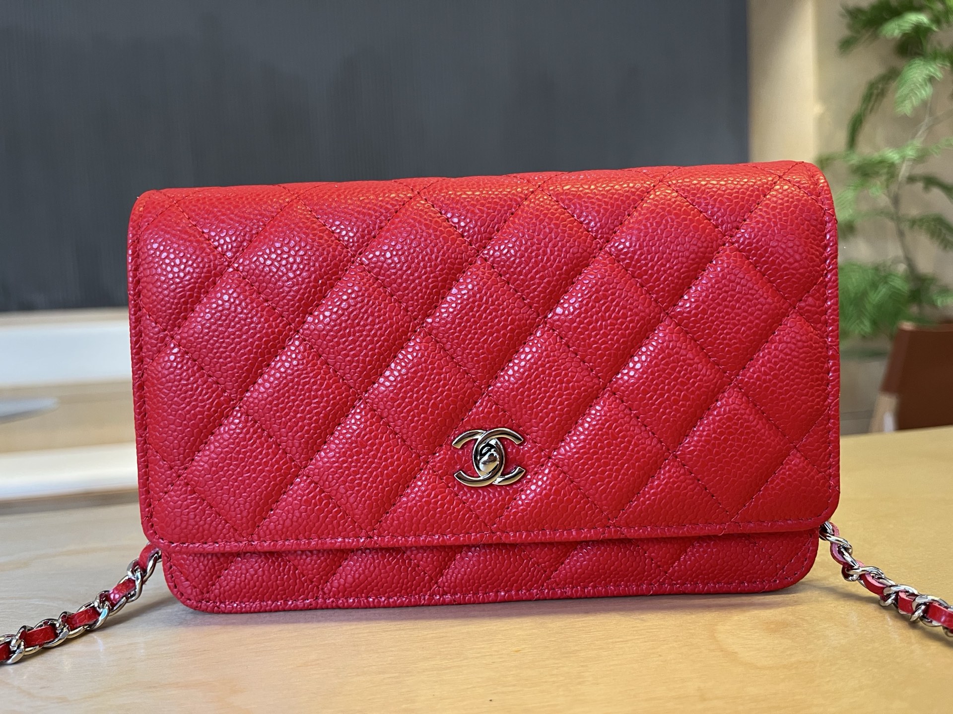 Chanel WOC Wallet On Chain Red Caviar Leather Crossbody Bag 2 i1750092025270 8210 0 1