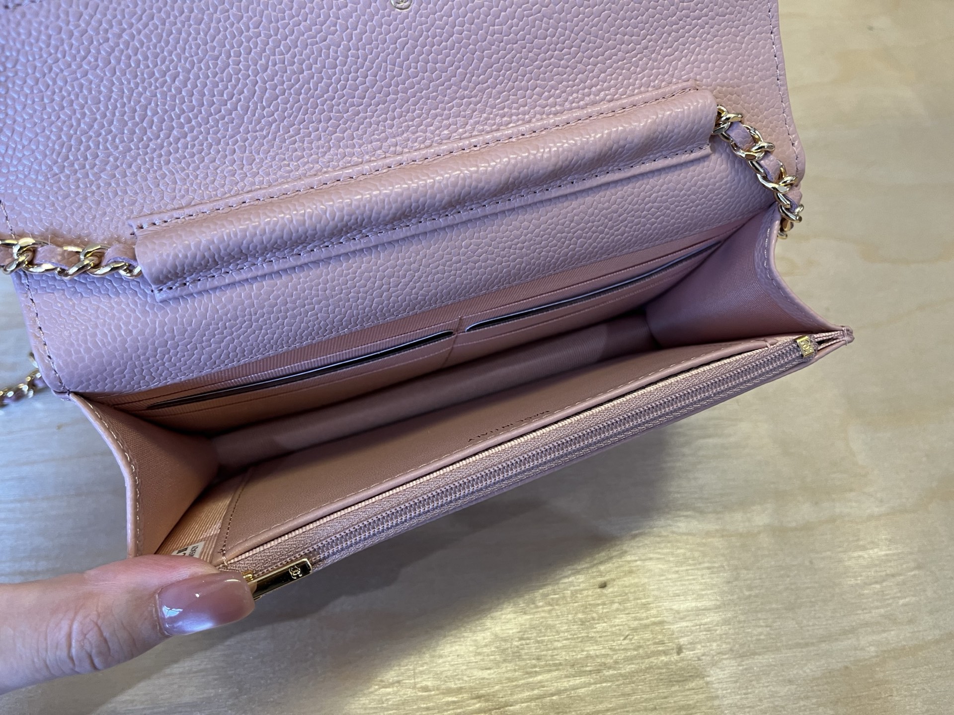 Chanel WOC Chain Wallet, Caviar Leather, Pink, Perfect for Daily Use 10 i1750099404258 6733 0 8