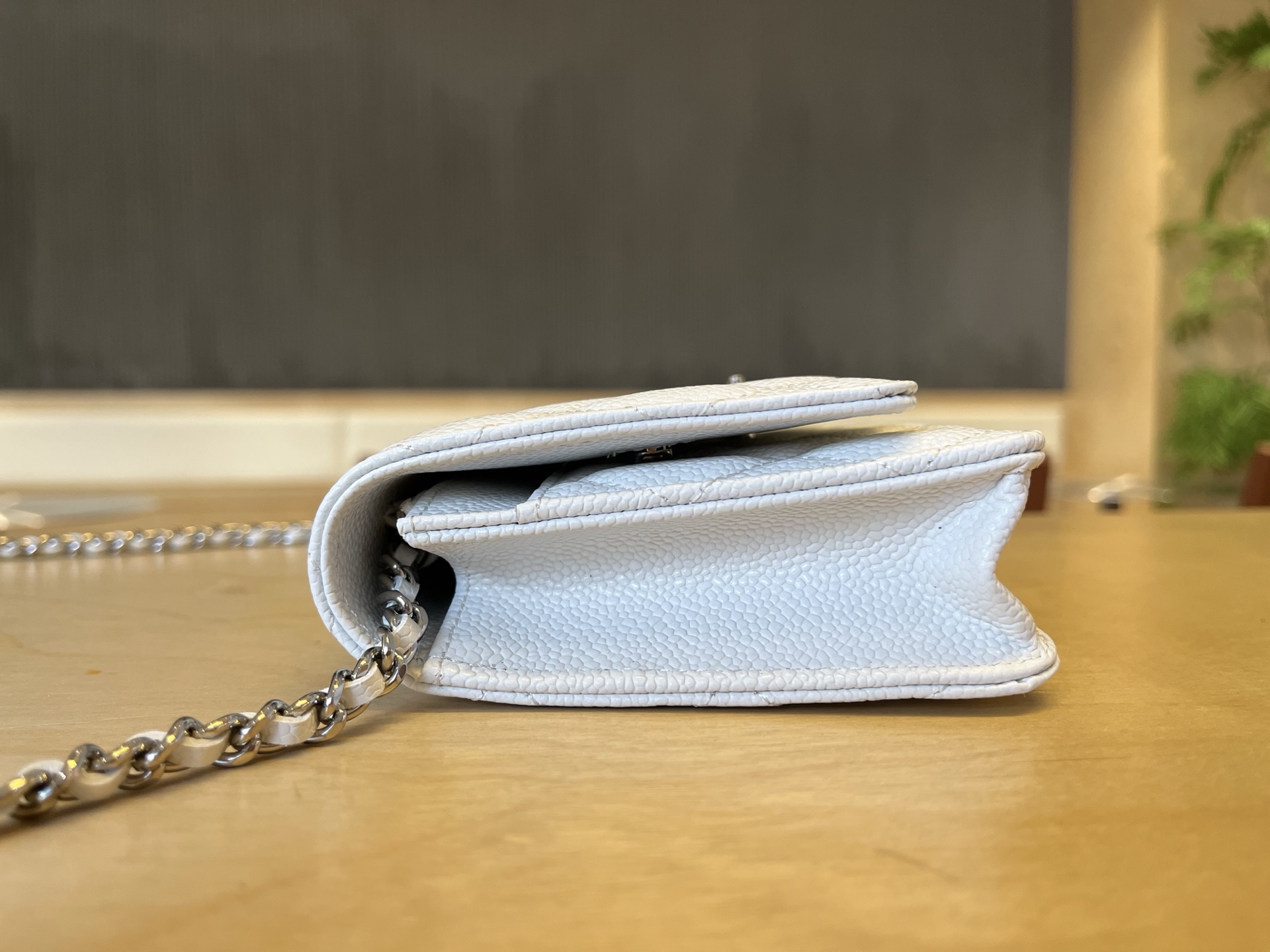 Chanel WOC Wallet on Chain Bag - White Caviar Leather, Silver Hardware 4 i1750099436778 7122 0 3