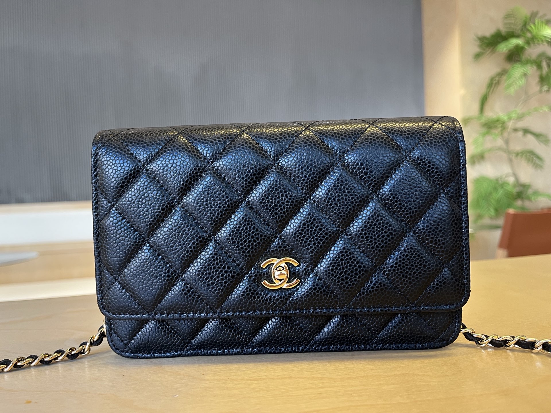 Chanel 25cm WOC Chain Bag, Caviar Leather Black Gold, Classic Design 3 i1750099508687 5950 0 1