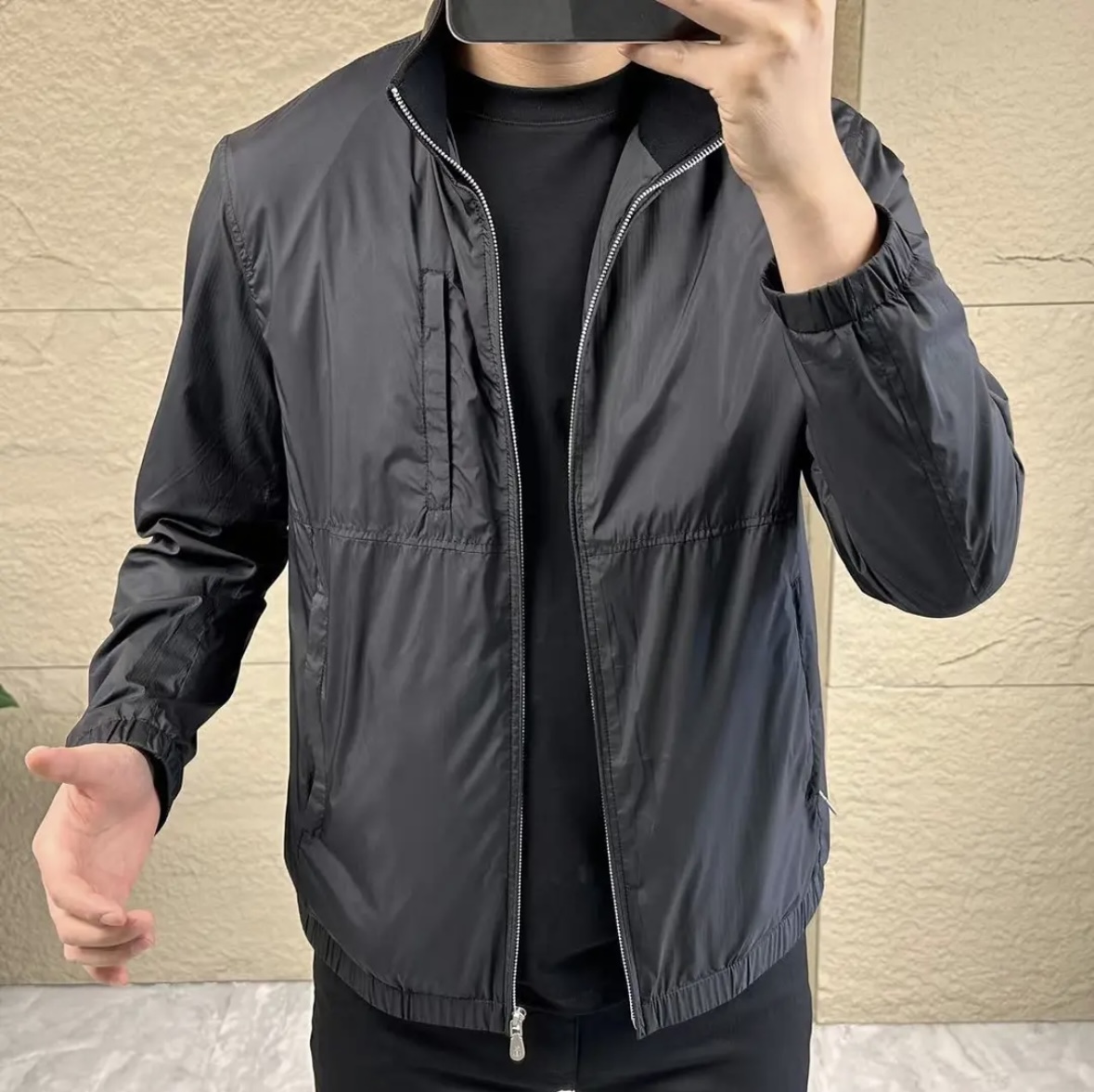 NO:132034,【Bruti】Simple spring. Jackets and windbreakers are high-level orders. High-standard customization. The upper body is very stylish. Classic and versatile. Customer-supplied hardware. Each has a unique logo. Any fashion can be matched in winter. Real top-level order. The style is also very good. Slim fit. Highly recommended. 175 140 catties. Wear about 190 catties. Wear height and weight. It is recommended to report the height and weight. M-3XL.,, jackets & coats, alexander wang19860909【 布鲁提】春季简约.夹克 风衣贵族高级别要求订单 高标准定制　上身非常有型 经典百搭 客供五金 每颗都有独特logo 冬季任何时装都可以搭配　真正的顶级订单 版型上也是非常的好 修身版型 强烈推荐.175 140斤穿L 最大穿190斤左右 .建 议报身高体重配码 .M-3XL.,,jackets & coats,alexander wang,Men's clothing