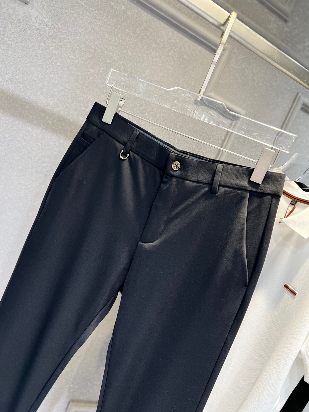 【 Polo 】简约时尚 春夏休闲裤👖身穿着非常舒适 低调不失奢华 穿出去非常有档次,裤型款式和裁剪亦无