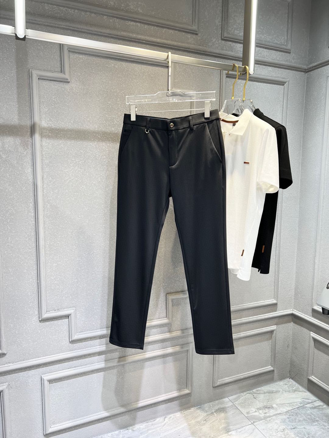 【 Polo 】简约时尚 春夏休闲裤👖身穿着非常舒适 低调不失奢华 穿出去非常有档次,裤型款式和裁剪亦无