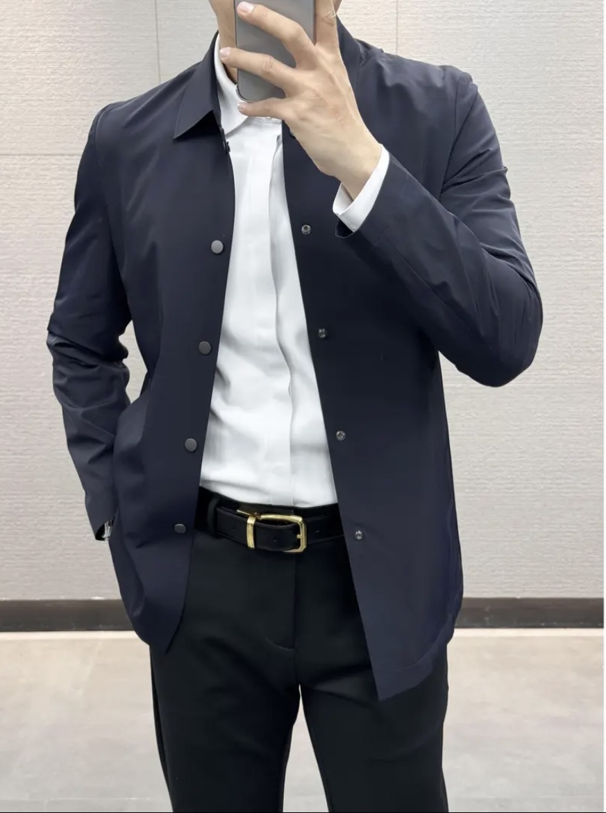 【 巴宝莉 】春季简约。中长款 夹克 风衣🌹贵族高级别要求订单 高标准定制　上身非常有型 🍃经典百搭 客