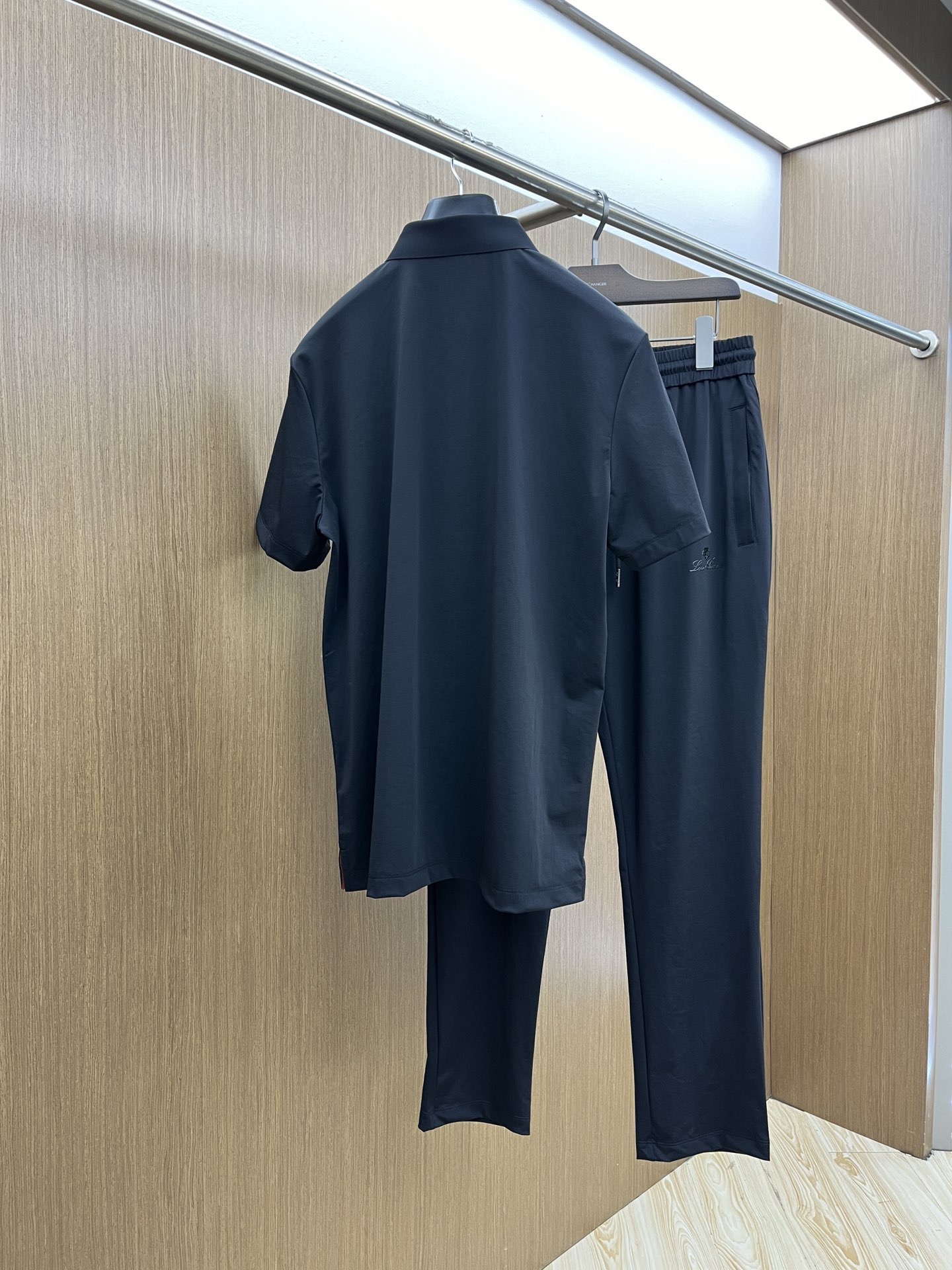 【 LP 】爆款a 高端 ！贵族套装 玫瑰玫瑰原单品质独家首选高品质各大品牌套装，全是欧美顶级爆款花色及