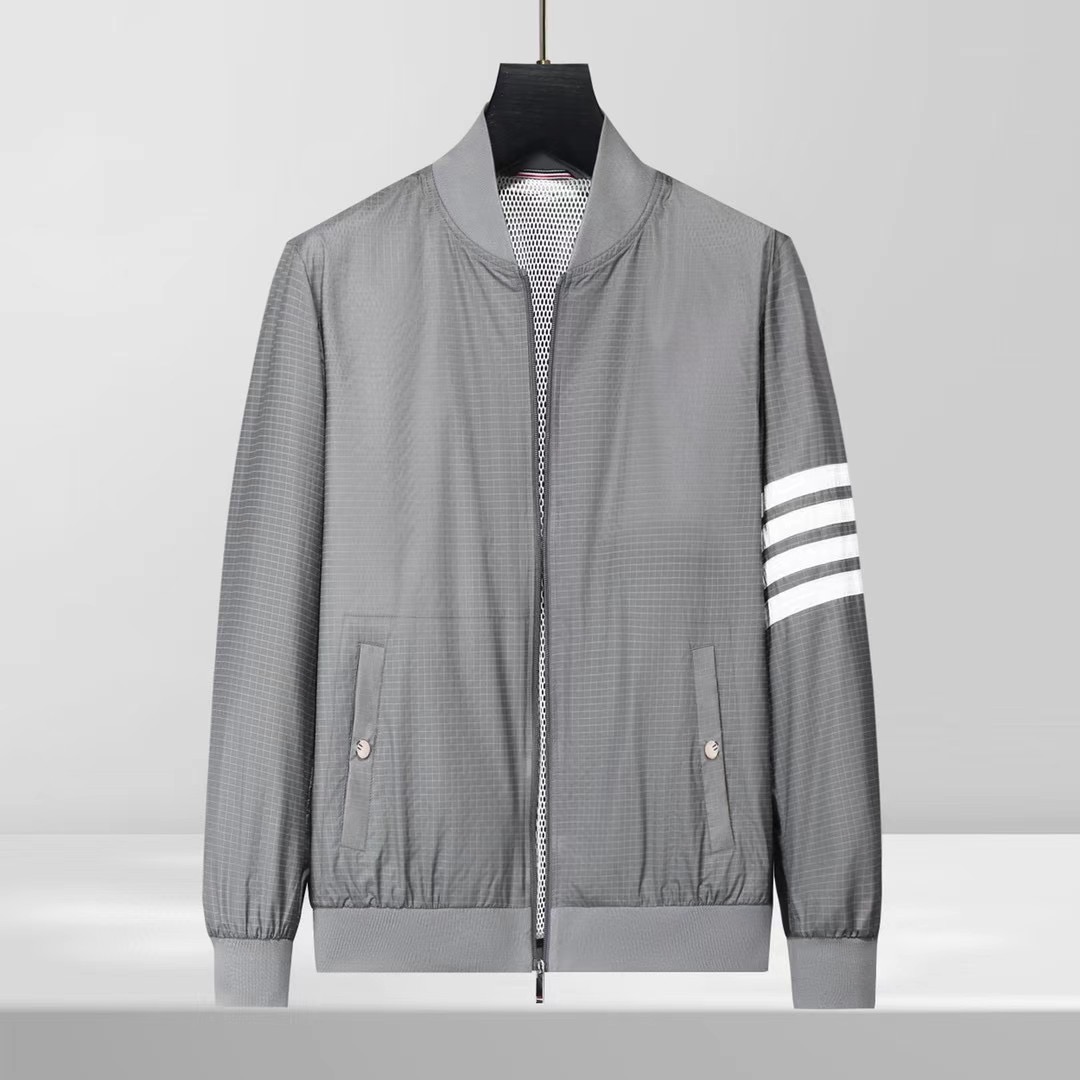 NO:135890,【TB】Spring simple. Jackets and windbreakers are high-level orders. High-standard customization. The upper body is very stylish. Classic and versatile. Customer-supplied hardware. Each has a unique logo. Any fashion can be matched in winter. Real top-level order. The style is also very good. Slim fit. Highly recommended. 140 catties. Wear about 190 catties. Wear height and weight. Wear code. M-3XL.,, jackets & coats, alexander wang.19860909【 TB】春季简约.夹克 风衣贵族高级别要求订单 高标准定制　上身非常有型 经典百搭 客供五金 每颗都有独特logo 冬季任何时装都可以搭配　真正的顶级订单 版型上也是非常的好 修身版型 强烈推荐. 140斤穿L 最大穿190斤左右 .建 议报身高体重配码 .M-3XL.,,jackets & coats,alexander wang,Men's clothing