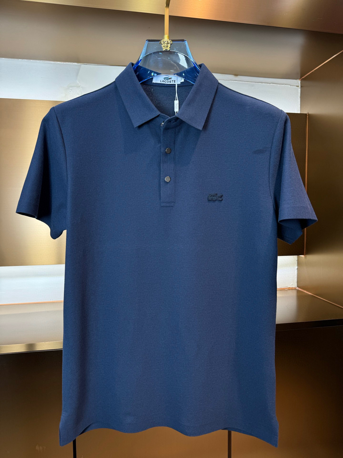 NO:124202,.【Crocodile】 Fashionable and simple short-sleeved T-shirt is famous for its simple and delicate design and high-quality details, perfectly tailored, and the latest British hanging dot and thread technology after the label is more perfect, the materials are meticulous, suitable for any occasion, excellent feel, comfortable and breathable! It is the choice of men who focus on practicality and quality. The original quality is synchronized by the official website [strong]. The new model is available for sale immediately, and there are large products [handshake] 174 140 catties wearing L size, and you can wear up to 200 catties! M-4XL., T-shirt,tees,t-shirt,alexander wang19860909.【 鳄鱼】 时尚简约 短袖T恤 简洁细腻的设计和高质细节而闻名,裁剪完美,后标最新英国吊点线技术,更加完美,用料一丝不苟,适合任何场合, 手感极佳 舒服又透气! 是注重实用和品质的男士的选择.原單品質 官網同步[强].新款上市 即转即卖 有大货[握手] 174 140斤穿L码 最大可以穿200斤！M-4XL.,,T-shirt,tees，t-shirt,alexander wang,Men's clothing