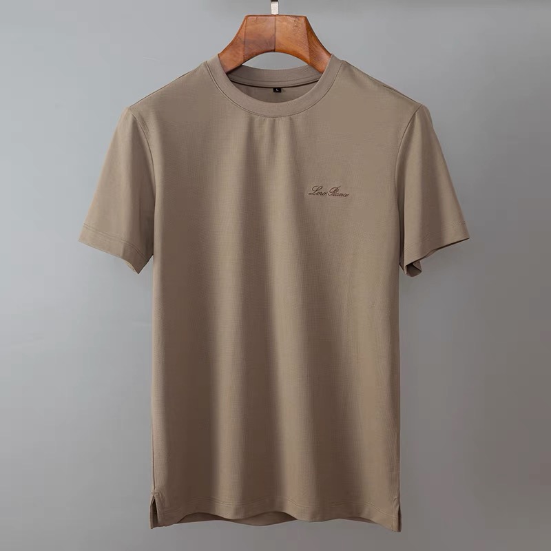 NO:125750,.【LP】 Fashionable and simple short-sleeved T-shirt is famous for its simple and delicate design and high-quality details, perfectly cut, and the latest British hanging dot and thread technology after the label is more perfect, the materials are meticulous, suitable for any occasion, excellent feel, comfortable and breathable! It is the choice of men who focus on practicality and quality. The original quality is synchronized by the official website [strong]. The new model is available for sale immediately, and there are large products [handshake] 174 140 catties wearing L size, and you can wear up to 200 catties! M-4XL., loro piana, T-shirt,tees, t-shirt,alexander wang19860909.【 LP】 时尚简约 短袖T恤 简洁细腻的设计和高质细节而闻名,裁剪完美,后标最新英国吊点线技术,更加完美,用料一丝不苟,适合任何场合, 手感极佳 舒服又透气! 是注重实用和品质的男士的选择.原單品質 官網同步[强].新款上市 即转即卖 有大货[握手] 174 140斤穿L码 最大可以穿200斤！M-4XL.,,loro piana,T-shirt,tees，t-shirt,alexander wang,Men's clothing