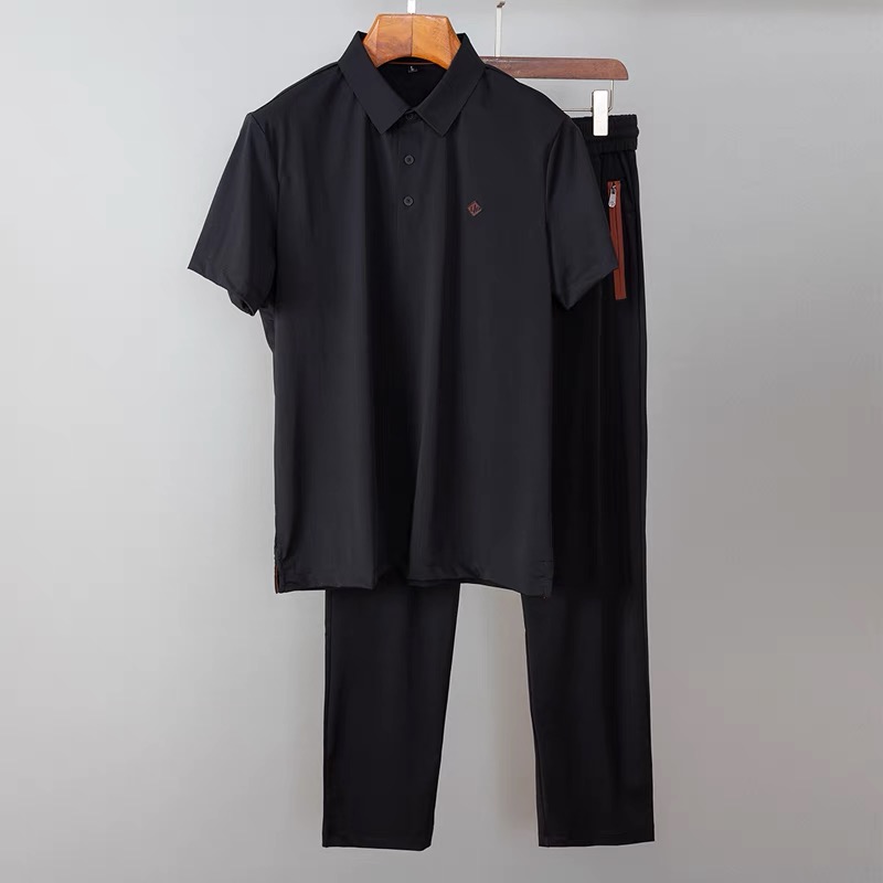 NO:132049,【LP】Hot-up a high-end!  Aristocratic suit [Rose][Rose] The original single-quality exclusive high-quality major brand suits are all top European and American styles and fabrics handmade, and the works of the world's top designers, with international fashion brands, reflecting elegance, personality, fashion [Strong][Strong][Strong][Strong][Strong][Strong]. Our company does not attract customers at low prices, but starts with quality, taste, connotation and some top design elements. 175 140 catties. Wear L 200 catties. Standard size M-4XL.,,loro piana,alexander wang19860909【 LP】爆款a 高端 ！贵族套装 [玫瑰][玫瑰]原单品质独家首选高品质各大品牌套装,全是欧美顶级爆款花色及面料手工,世界顶尖设计师作品,具备国际时尚大牌元素,体现高雅、个性、时尚[强][强][强].本公司不是以低价格吸引客户,是以品质、品味、内涵以及一些顶级设计元素为起点.175 140斤 穿L 可以穿200斤.标准尺码 M-4XL.,,loro piana,alexander wang,Men's clothing