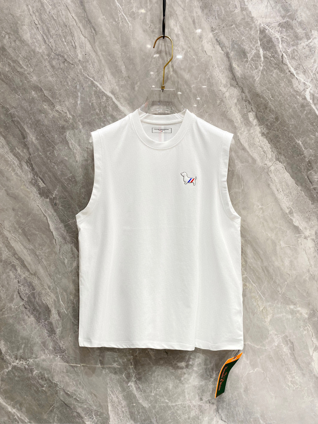NO:132102,TB Home 25ss new letter vest, neckline and cuff reinforced threads are not easy to deform. The fabric has been washed and has a comfortable feel, skin-friendly and breathable, and it cannot be pilled!  Os style, same style for men and women, size S-2XL, alexander wang19860909TB家25ss新款字母背心 领口和袖口增强螺纹不易变形 面料经洗水处理,手感舒适,亲肤透气不起球！ os版型 男女同款 尺码S-2XL,,alexander wang,Men's clothing