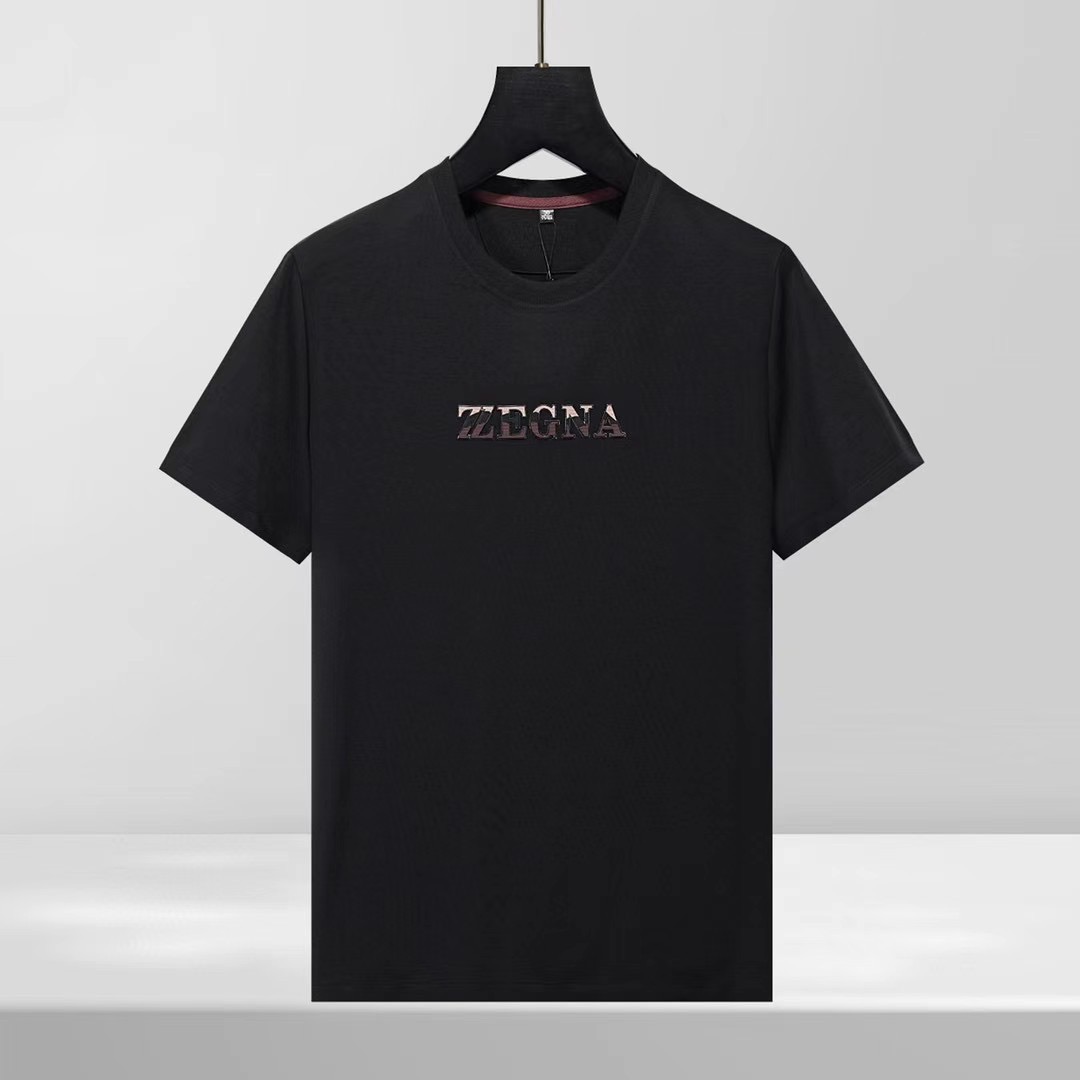 NO:133278,.【Jenia】 Fashionable and simple short-sleeved T-shirt is famous for its simple and delicate design and high-quality details, perfectly cut, and the latest British hanging dot and line technology after the label is more perfect, the materials are meticulous, suitable for any occasion, excellent feel, comfortable and breathable! It is the choice of men who focus on practicality and quality. The original quality is synchronized by the official website [strong]. The new model is available for sale immediately, and there are large products [handshake] 174 140 catties wearing L size, and you can wear up to 190 catties! M-3XL.,zegna,T-shirt,tees,t-shirt,alexander wang19860909.【 杰尼亚】 时尚简约 短袖T恤 简洁细腻的设计和高质细节而闻名,裁剪完美,后标最新英国吊点线技术,更加完美,用料一丝不苟,适合任何场合, 手感极佳 舒服又透气! 是注重实用和品质的男士的选择.原單品質 官網同步[强].新款上市 即转即卖 有大货[握手] 174 140斤穿L码 最大可以穿190斤！M-3XL.,,zegna,T-shirt,tees，t-shirt,alexander wang,Men's clothing