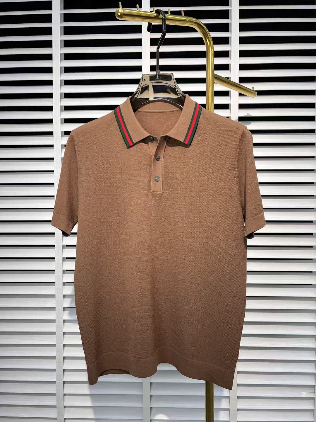 NO:135065,.【Jenia】 Fashionable and simple short-sleeved T-shirt is famous for its simple and delicate design and high-quality details, perfectly cut, and the latest British hanging dot and thread technology after the label is more perfect, the materials are meticulous, suitable for any occasion, excellent feel, comfortable and breathable! It is the choice of men who focus on practicality and quality. The original quality is synchronized by the official website [strong]. The new model is available for sale immediately, and there are large products [handshake] 174 140 catties wearing L size, and you can wear up to 200 catties! M-4XL.,zegna,T-shirt,tees,t-shirt,alexander wang19860909.【 杰尼亚】 时尚简约 短袖T恤 简洁细腻的设计和高质细节而闻名,裁剪完美,后标最新英国吊点线技术,更加完美,用料一丝不苟,适合任何场合, 手感极佳 舒服又透气! 是注重实用和品质的男士的选择.原單品質 官網同步[强].新款上市 即转即卖 有大货[握手] 174 140斤穿L码 最大可以穿200斤！M-4XL.,,zegna,T-shirt,tees，t-shirt,alexander wang,Men's clothing