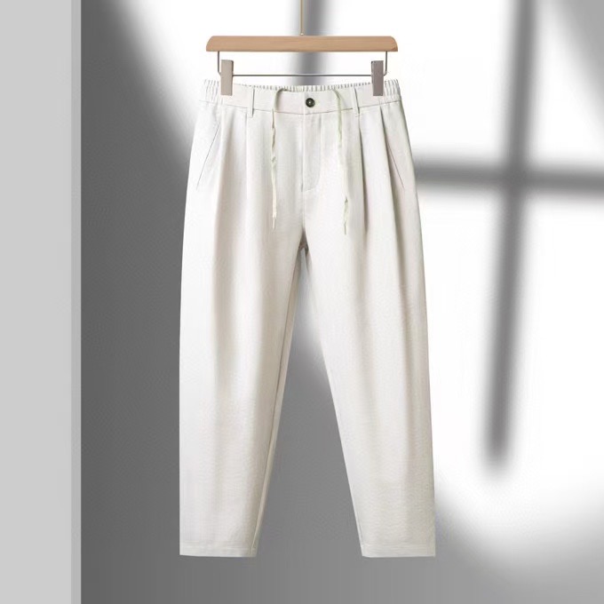 NO:135843,【Armani】Simple and fashionable. Summer casual pants are very comfortable to wear, low-key and luxurious. They are very classy when worn. There is no need to say much about the style and cutting of the pants. The upper body is exquisite and vivid. The truly first-class quality is the true palace-level casual pants, which are made of Turkish cotton, produce the most famous tannin cloth. The quality is excellent, and the pants are soft after heavy washing!  Straight-footed style, not picky, the upper body is absolutely stylish, the waist is inlaid with silver jewelry, extremely luxurious. S-XXL.,,armani,alexander wang19860909【 阿玛尼】简约时尚 夏天休闲裤身穿着非常舒适 低调不失奢华 穿出去非常有档次,裤型款式和裁剪亦无需多言 上身精致跃然.真正一等一顶级质料 真正殿堂级的休闲裤,选用土耳其的棉花 生产出最有名的单宁布 品质卓然,经过重水洗使得裤子很柔软！直脚的版型 不挑人 上身绝对的有型 裤腰镶嵌银饰达人设计 极度奢华.S-XXL.,,armani,alexander wang,Men's clothing