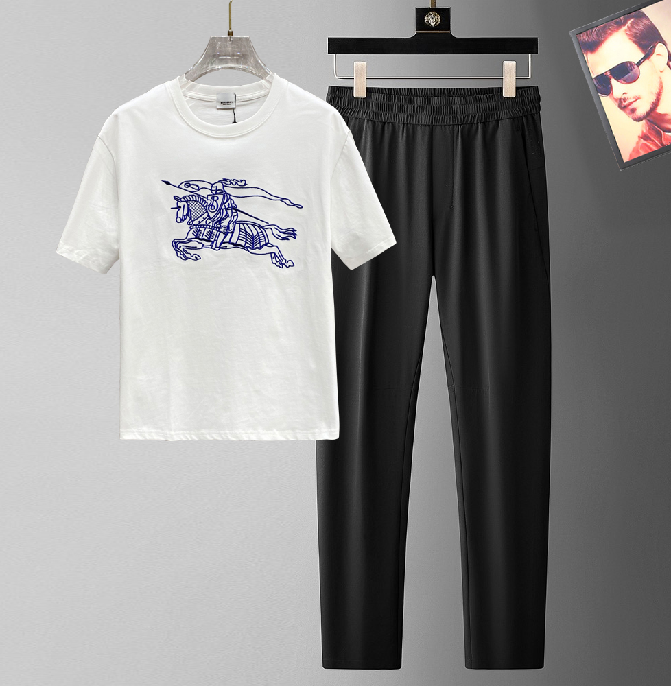 NO:432450,【Burberry】Hot-up a high-end!  Aristocratic suit [Rose][Rose] The original single-quality exclusive high-quality major brand suits are all top European and American styles and fabrics handmade, and the works of the world's top designers, with international fashion brands, reflecting elegance, personality, fashion. Our company does not attract customers at low prices, but starts with quality, taste, connotation and some top design elements. 175 140 jin Wear L You can wear jin. Standard size M-3XL.,,burberry,alexander wang19860909【 巴宝莉】爆款a 高端 ！贵族套装 [玫瑰][玫瑰]原单品质独家首选高品质各大品牌套装,全是欧美顶级爆款花色及面料手工,世界顶尖设计师作品,具备国际时尚大牌元素,体现高雅、个性、时尚[强][强][强].本公司不是以低价格吸引客户,是以品质、品味、内涵以及一些顶级设计元素为起点.175 140斤 穿L 可以穿斤.标准尺码 M-3XL.,,burberry,alexander wang,Men's clothing