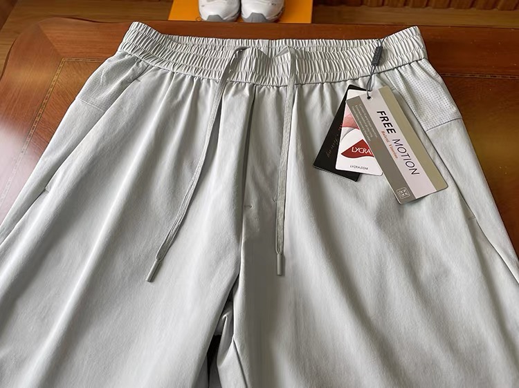 Luxurious Spring/Summer Pants: Amani’s Classy, Comfortable Thongs with Silver Waist Detail - 图片 5