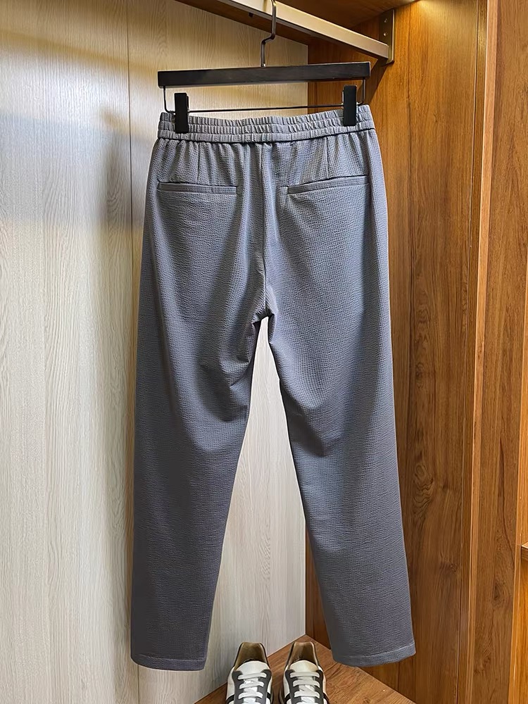 Luxurious and Classy Spring/Summer Thongs by AMANI: Comfortable, Stylish, Tailored Pants with Silver Detail. - 图片 3