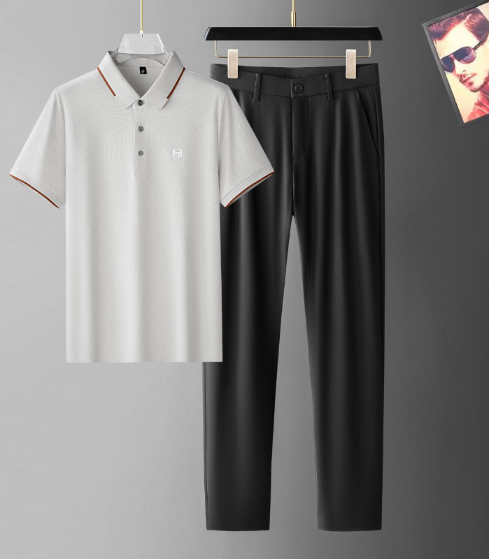 NO:432382,【Fendi】Hot-up a high-end!  Aristocratic suit [Rose][Rose] The original single-quality exclusive high-quality major brand suits are all top European and American styles and fabrics handmade, and the works of the world's top designers, with international fashion brands, reflecting elegance, personality, fashion. Our company does not attract customers at low prices, but starts with quality, taste, connotation and some top design elements. 175 140 catties. Wearing L can wear 200 catties. Standard size M-4XL.,,fendi,alexander wang19860909【 芬迪】爆款a 高端 ！贵族套装 [玫瑰][玫瑰]原单品质独家首选高品质各大品牌套装,全是欧美顶级爆款花色及面料手工,世界顶尖设计师作品,具备国际时尚大牌元素,体现高雅、个性、时尚[强][强][强].本公司不是以低价格吸引客户,是以品质、品味、内涵以及一些顶级设计元素为起点.175 140斤 穿L 可以穿200斤.标准尺码 M-4XL.,,fendi,alexander wang,Men's clothing