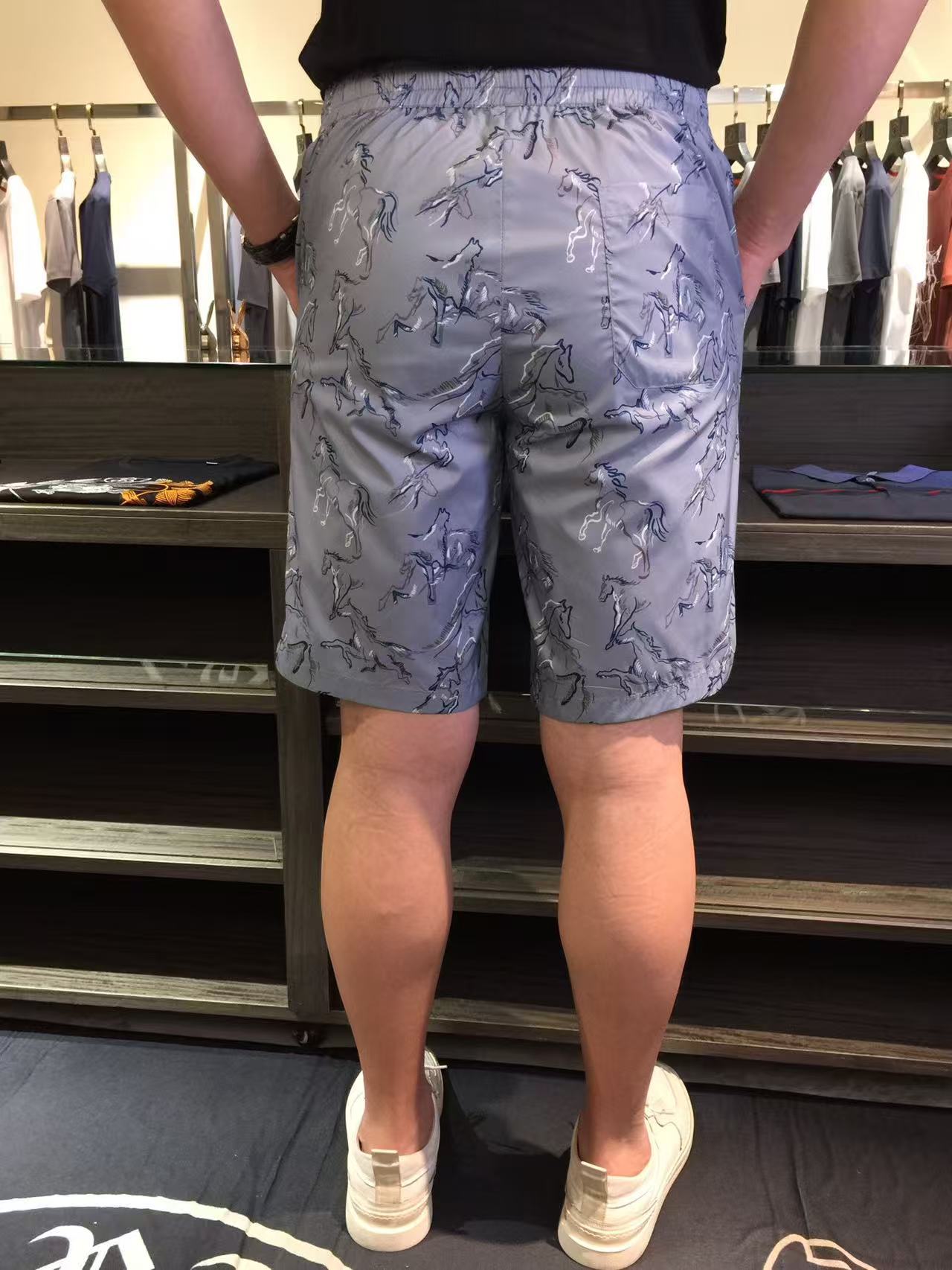 Stylish Turkish Cotton Shorts with Sophisticated Design and High Quality Materials - 图片 2