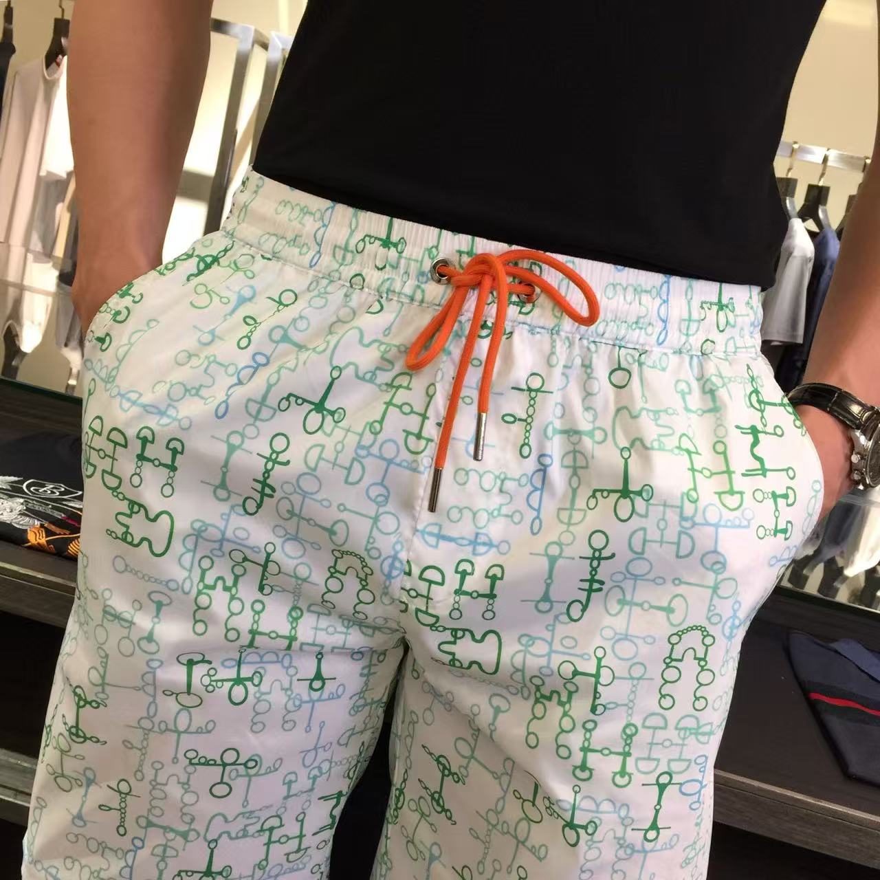 Emma’s Spring and Summer Shorts: Comfortable, Stylish, High-Quality Turkish Cotton, Sophisticated Design, Luxurious Details. - 图片 5