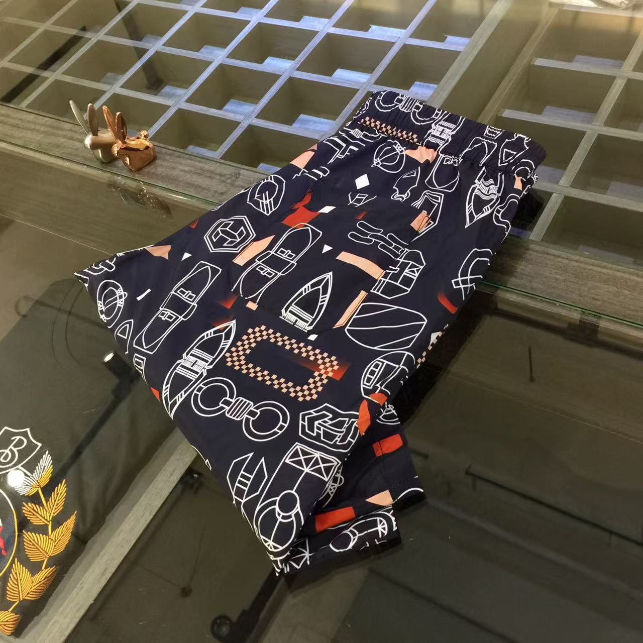 Fashionable Turkish Cotton Shorts: Comfortable, Stylish, High Quality, Luxurious Design, Silver Waist Detail. - 图片 4