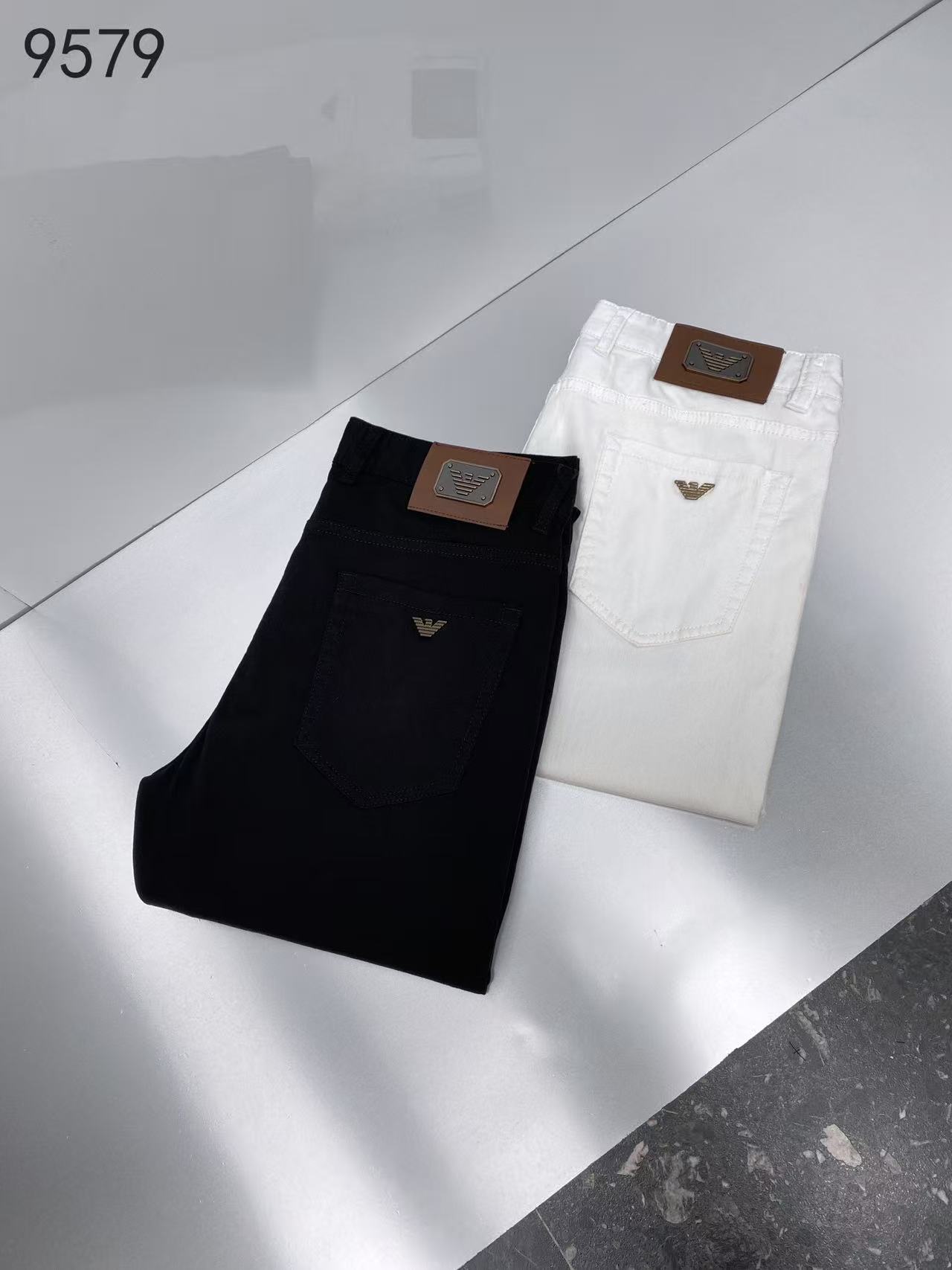 Stylish and Comfortable Summer Thong Fashion by AMANI: Classy and Low-Key Designs - 图片 5