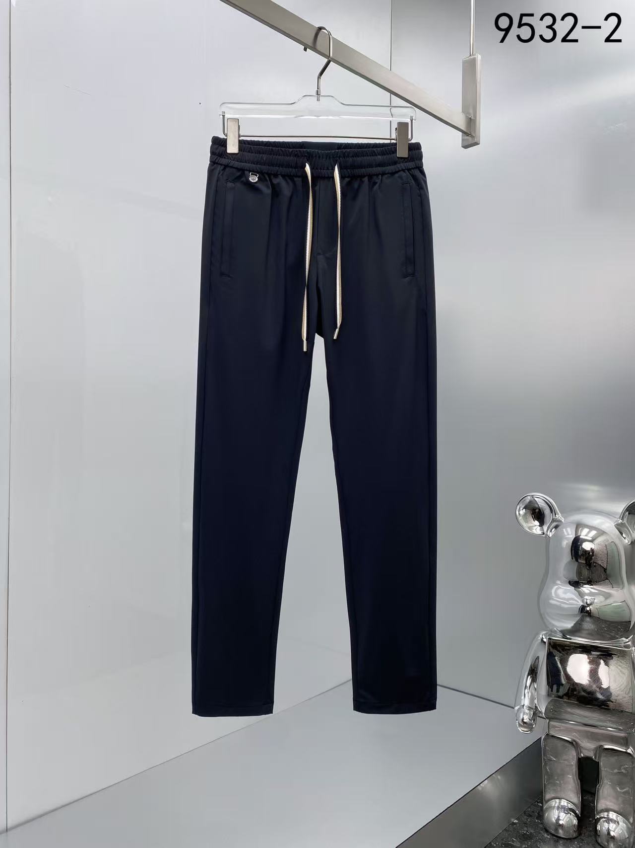 Stylish, Comfortable, Classy: Luxurious Silver-Waist Pants for Straight-Footed Layouts. - 图片 5