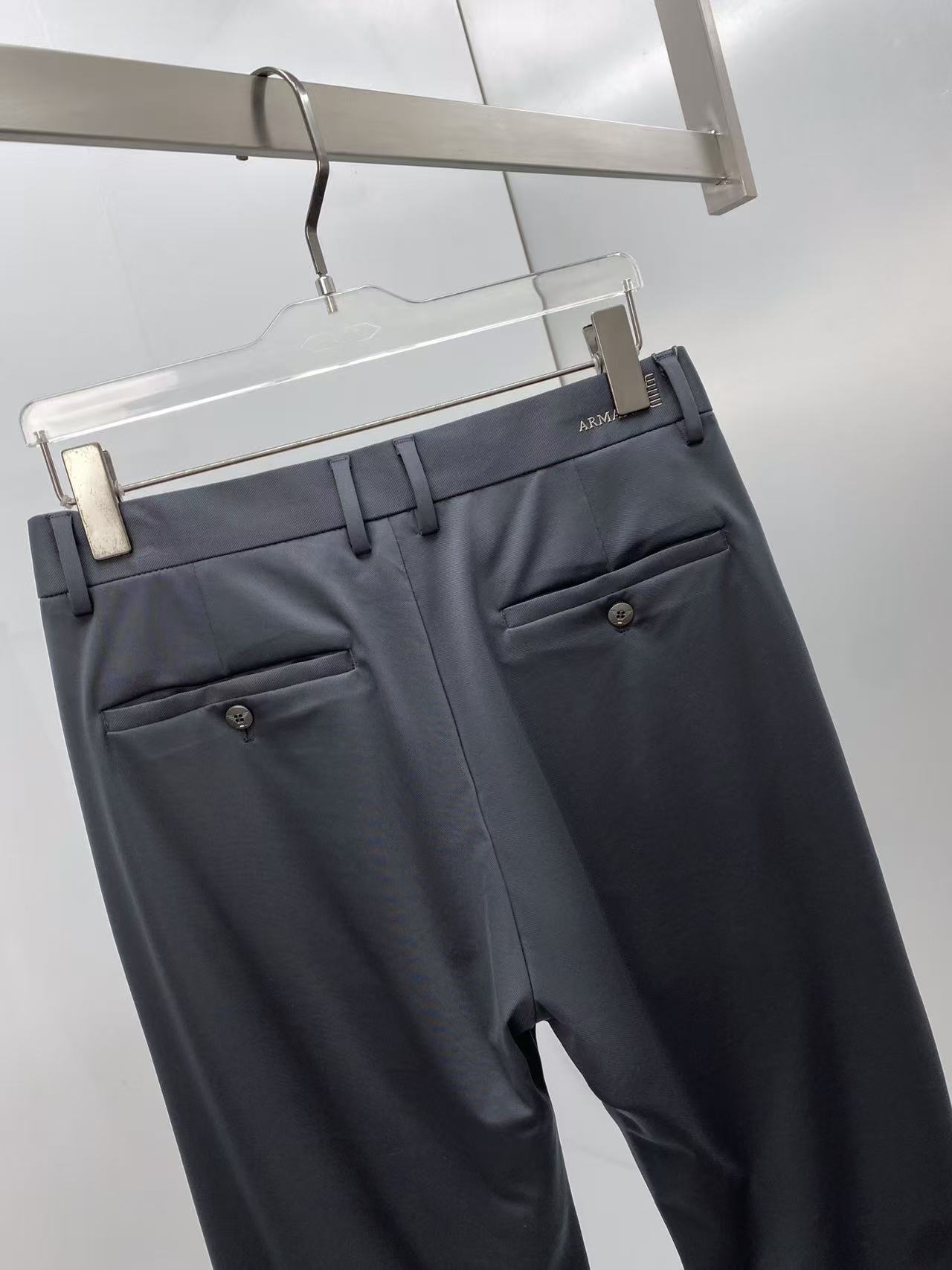 Amani Summer Thongs: Comfortable, Classy, Sophisticated Silver Waist Pants. - 图片 5