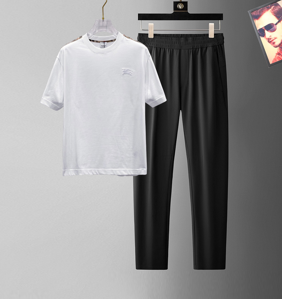 NO:432402,【Burberry】Hot-up a high-end!  Aristocratic suit [Rose][Rose] The original single-quality exclusive high-quality major brand suits are all top European and American styles and fabrics handmade, and the works of the world's top designers, with international fashion brands, reflecting elegance, personality, fashion. Our company does not attract customers at low prices, but starts with quality, taste, connotation and some top design elements. 175 143 catties. You can wear kilograms. Standard size M-3XL.,,burberry,alexander wang19860909【 巴宝莉】爆款a 高端 ！贵族套装 [玫瑰][玫瑰]原单品质独家首选高品质各大品牌套装,全是欧美顶级爆款花色及面料手工,世界顶尖设计师作品,具备国际时尚大牌元素,体现高雅、个性、时尚[强][强][强].本公司不是以低价格吸引客户,是以品质、品味、内涵以及一些顶级设计元素为起点.175 143斤 穿L 可以穿斤.标准尺码 M-3XL.,,burberry,alexander wang,Men's clothing