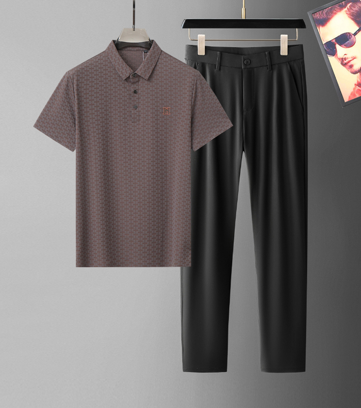 NO:599677,[Hermès] Hot model a high-end!  Aristocratic Suit [Rose][Rose] Original quality exclusive high-quality suit from major brands, all of which are top-notch European and American designs and fabrics, works by the world's top designers, with elements of international fashion brands, embodying elegance, individuality, fashion [strong][strong][strong]. Our company does not attract customers with low prices, but starts with quality, taste, connotation and some top design elements. 175 140 catties, wearing L can wear 200 catties. Standard size  M-4XL.,,hermes,alexander wang19860909【 爱马仕】爆款a 高端 ！贵族套装 [玫瑰][玫瑰]原单品质独家首选高品质各大品牌套装,全是欧美顶级爆款花色及面料手工,世界顶尖设计师作品,具备国际时尚大牌元素,体现高雅、个性、时尚[强][强][强].本公司不是以低价格吸引客户,是以品质、品味、内涵以及一些顶级设计元素为起点.175 140斤 穿L 可以穿200斤.标准尺码 M-4XL.,,hermes,alexander wang,Men's clothing