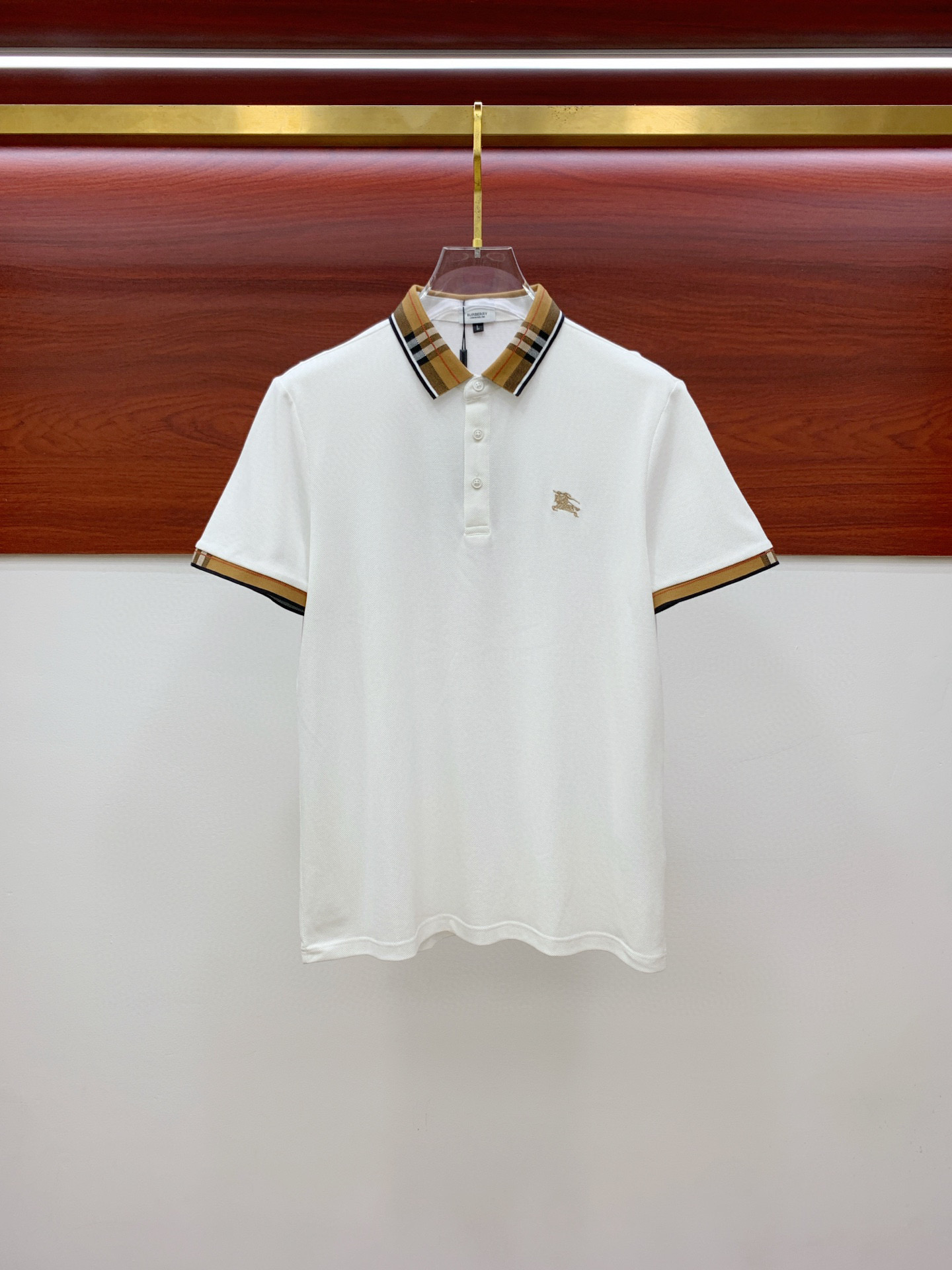 NO:510267,New products in the spring Burberry Xinjiang long velvet cotton fabric soft, comfortable and breathable, summer limited edition short-sleeved Polo series -3xl, burberry, T-shirt, alexander wang19860909开春新品 巴宝莉 新疆长绒棉 面料柔软舒适透气 夏季 限量款短袖Polo系列 -3xl,,burberry,T-shirt,alexander wang,Men's clothing