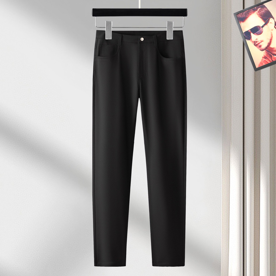 NO:599641,[Armani] Simple and fashionable, early autumn casual pants are very comfortable to wear. They are low-key yet luxurious. They are very classy when worn. The style and cut of the pants are needless to say. The upper body is exquisite and vivid. Really first-class and top-quality materials. Really palace-level casual pants, using Turkish cotton to produce the most famous denim fabric. The quality is outstanding. After heavy washing, the pants are very soft!  The straight-leg version is not picky and the upper body is absolutely stylish. The waistband is inlaid with silver jewelry and is an expert design. It is extremely luxurious. M-4XL.,,armani,alexander wang19860909【 阿玛尼】简约时尚 早秋休闲裤身穿着非常舒适 低调不失奢华 穿出去非常有档次,裤型款式和裁剪亦无需多言 上身精致跃然.真正一等一顶级质料 真正殿堂级的休闲裤,选用土耳其的棉花 生产出最有名的单宁布 品质卓然,经过重水洗使得裤子很柔软！直脚的版型 不挑人 上身绝对的有型 裤腰镶嵌银饰达人设计 极度奢华.M-4XL.,,armani,alexander wang,Men's clothing